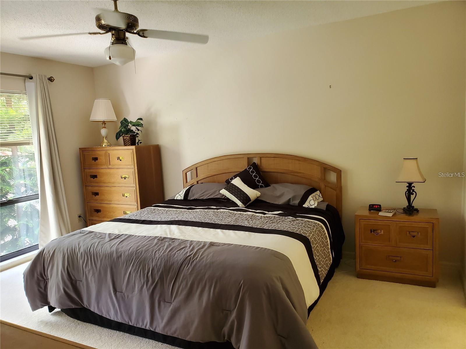 Image 15 of 54 For 322 Kelsey Way 6