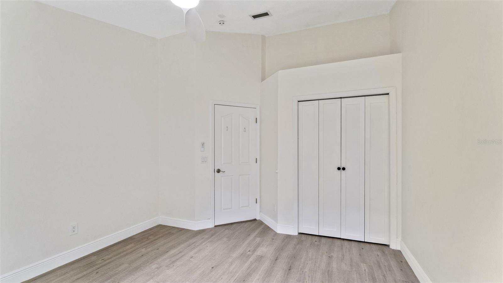 Image 20 of 34 For 11708 Carrollwood Cove Drive