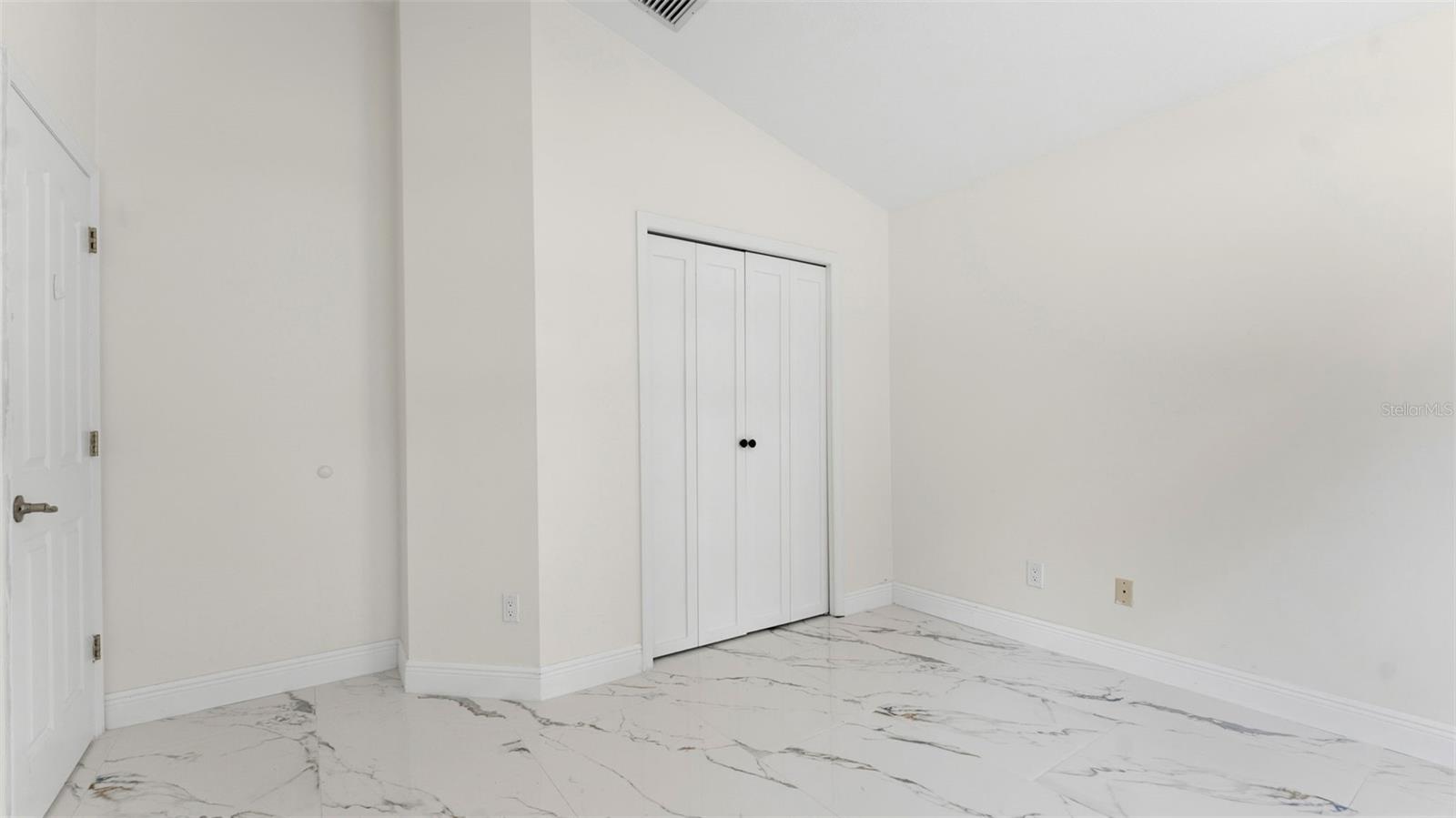 Image 25 of 34 For 11708 Carrollwood Cove Drive