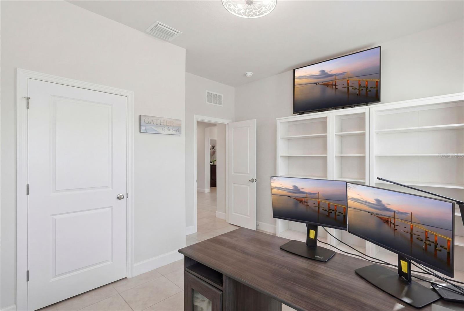 Image 19 of 42 For 9822 Eventide Trail