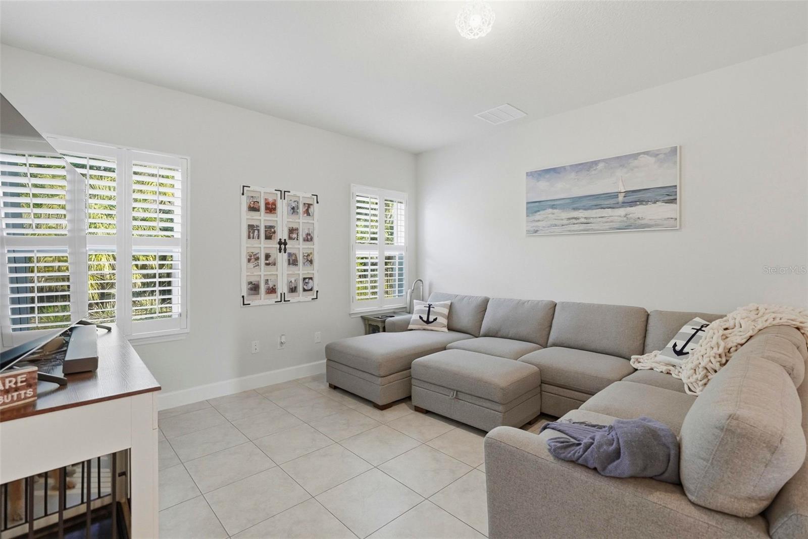 Image 7 of 42 For 9822 Eventide Trail