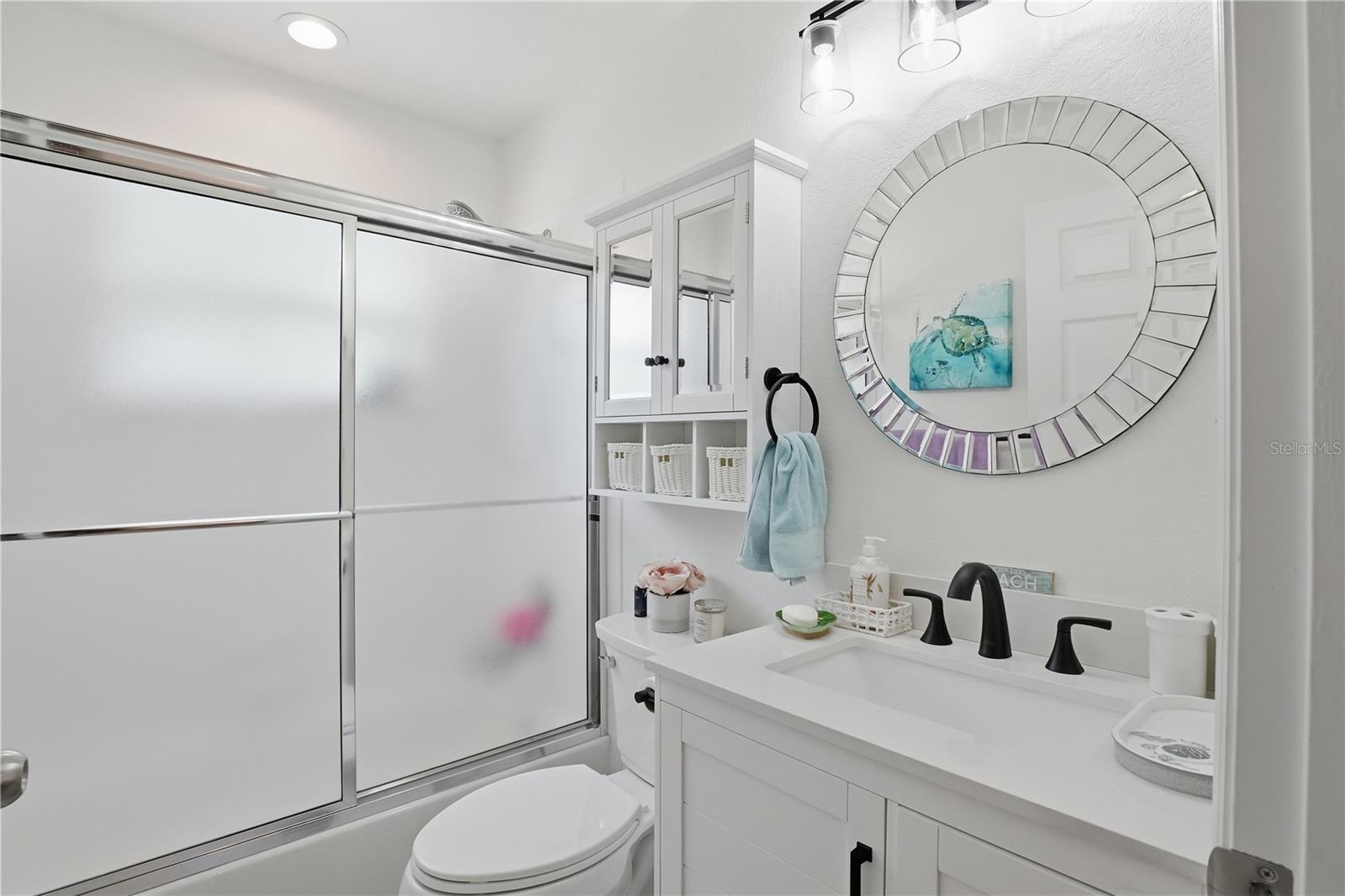 Image 16 of 33 For 6594 Fairway Gardens Drive 6594