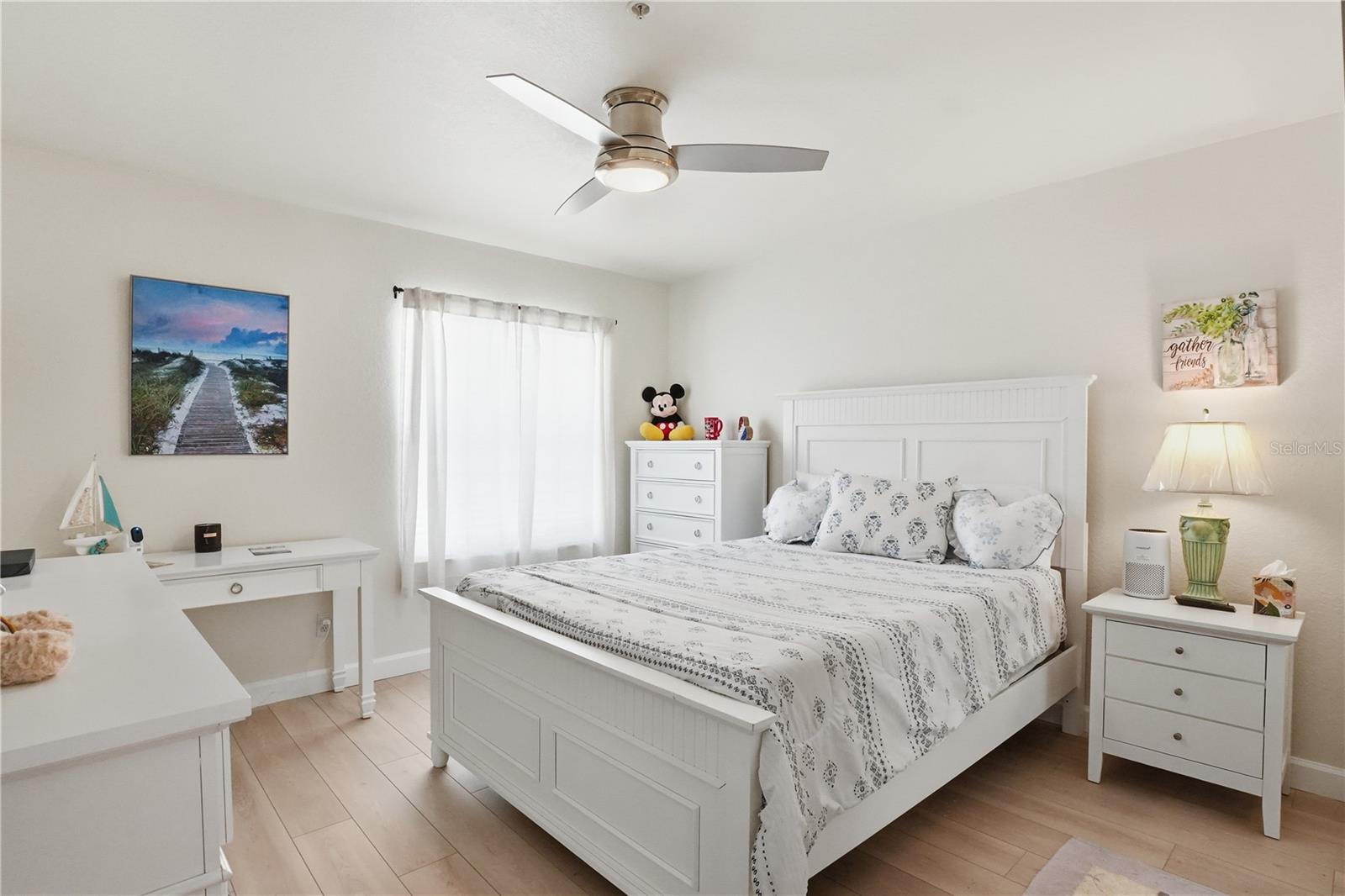 Image 18 of 33 For 6594 Fairway Gardens Drive 6594