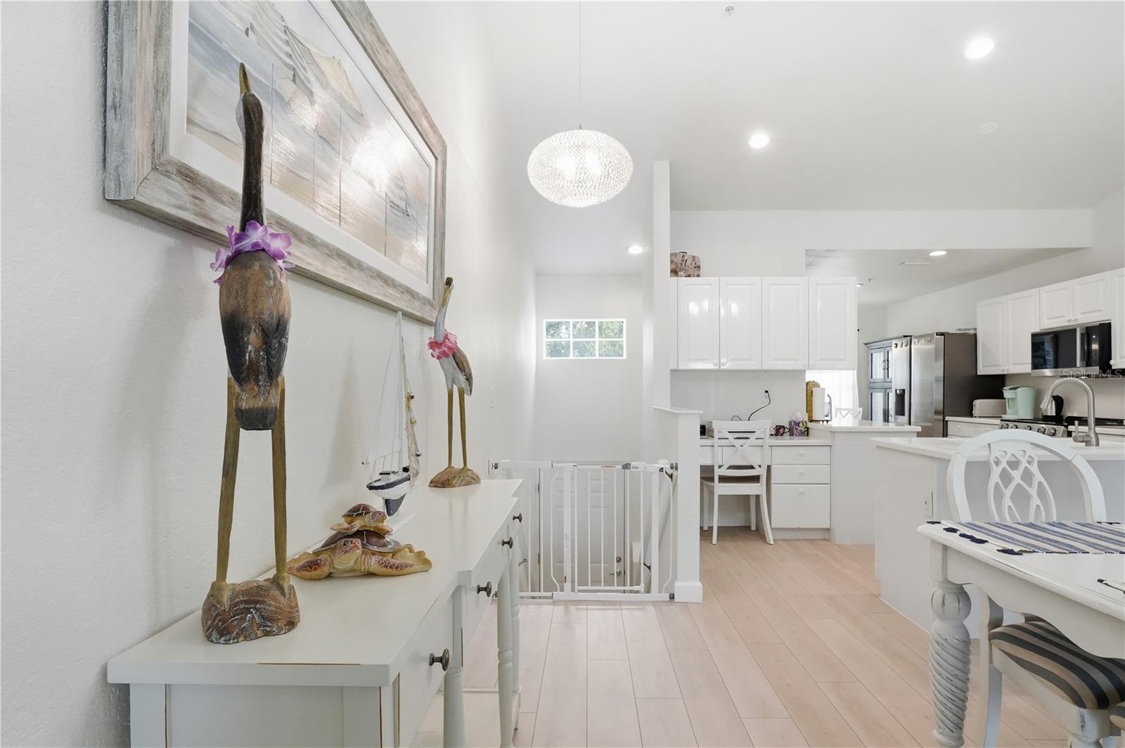 Image 27 of 33 For 6594 Fairway Gardens Drive 6594