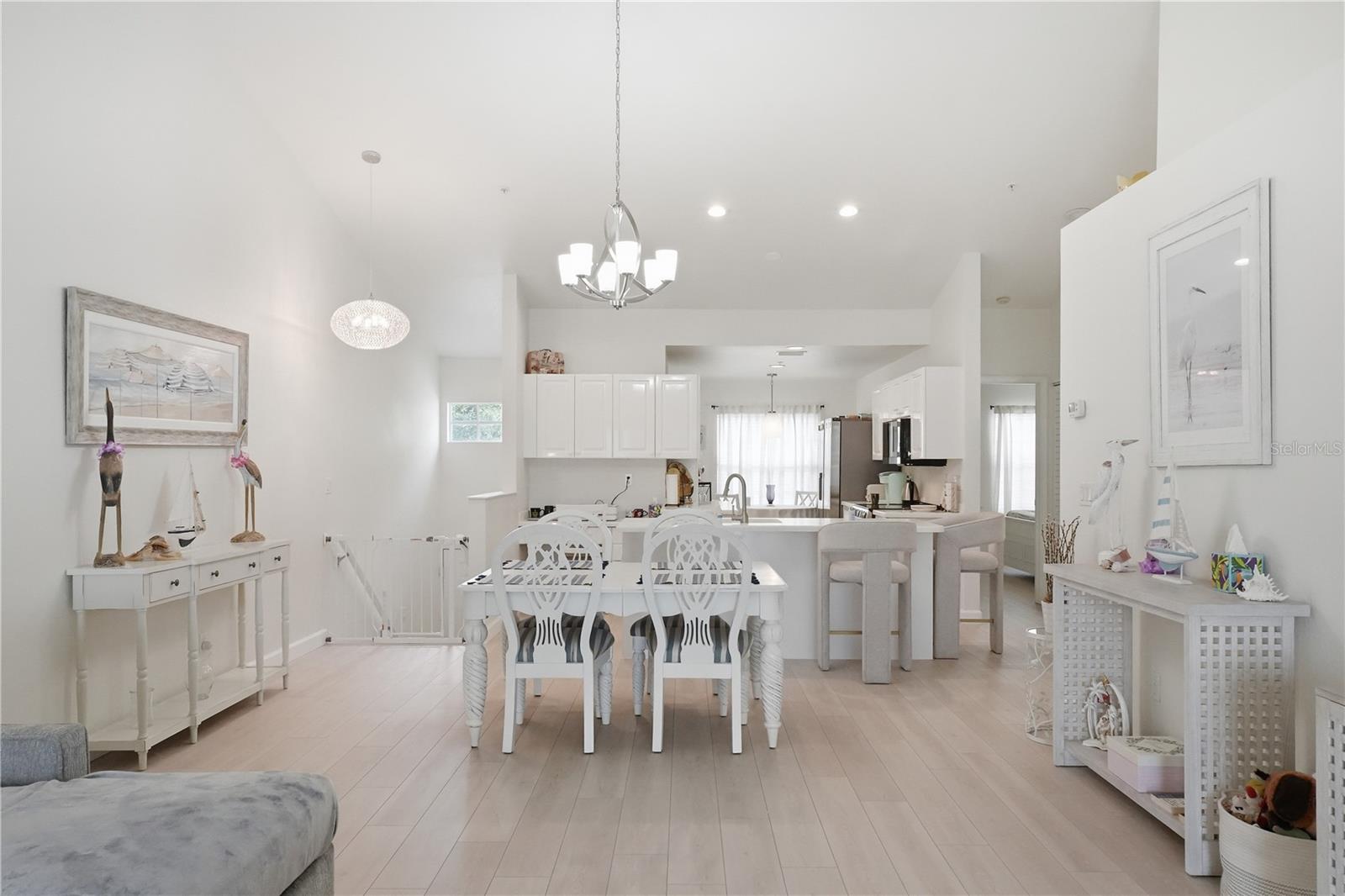 Image 5 of 33 For 6594 Fairway Gardens Drive 6594