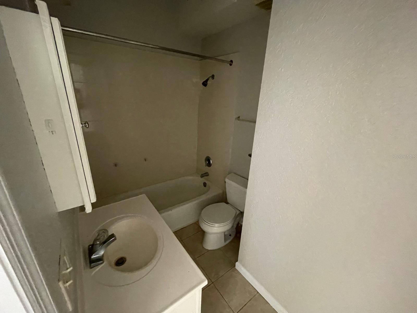 Image 8 of 8 For 255 6th Avenue N 3