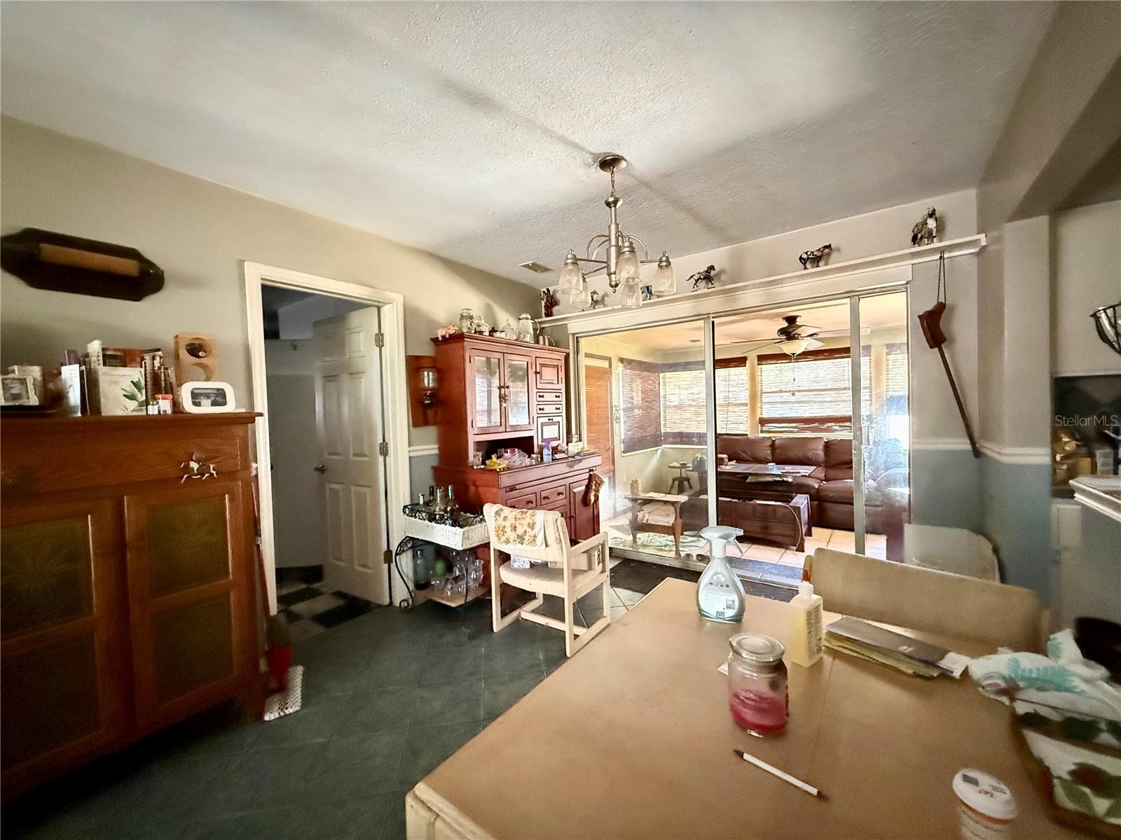 Image 8 of 36 For 720 15th Avenue Sw