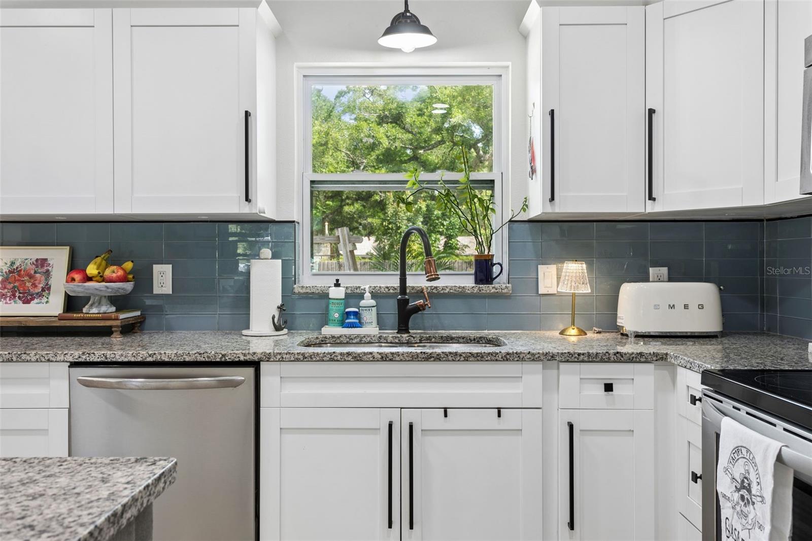 Image 17 of 50 For 1006 Norfolk Street