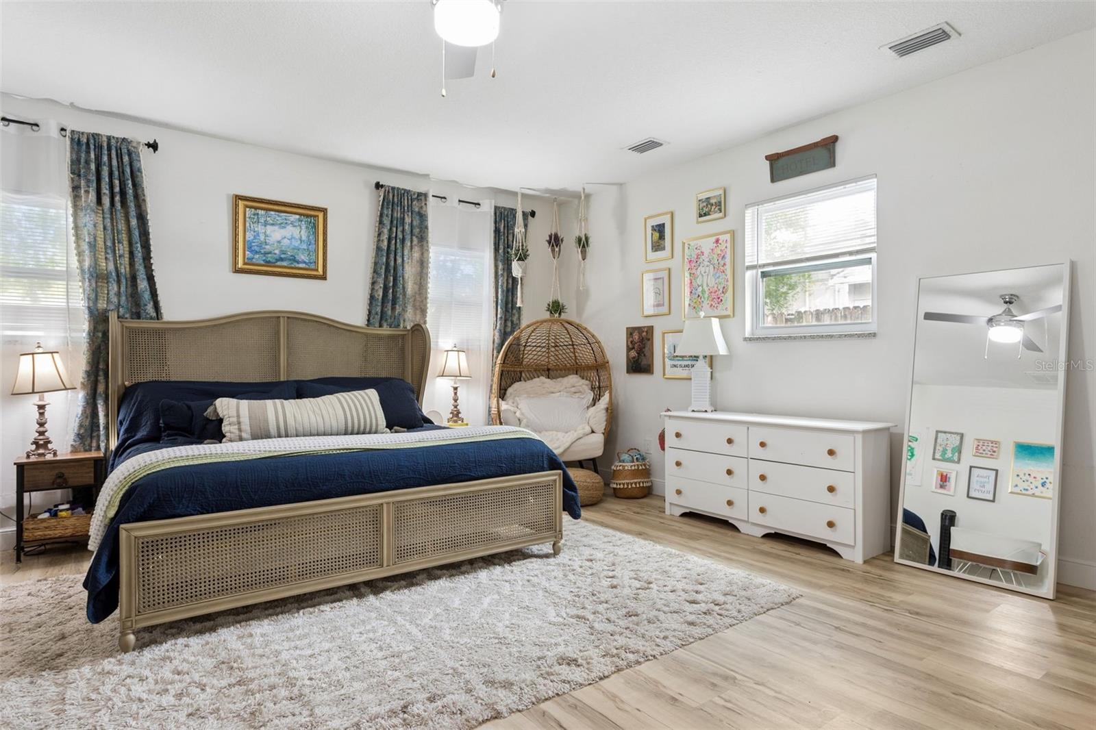 Image 26 of 50 For 1006 Norfolk Street