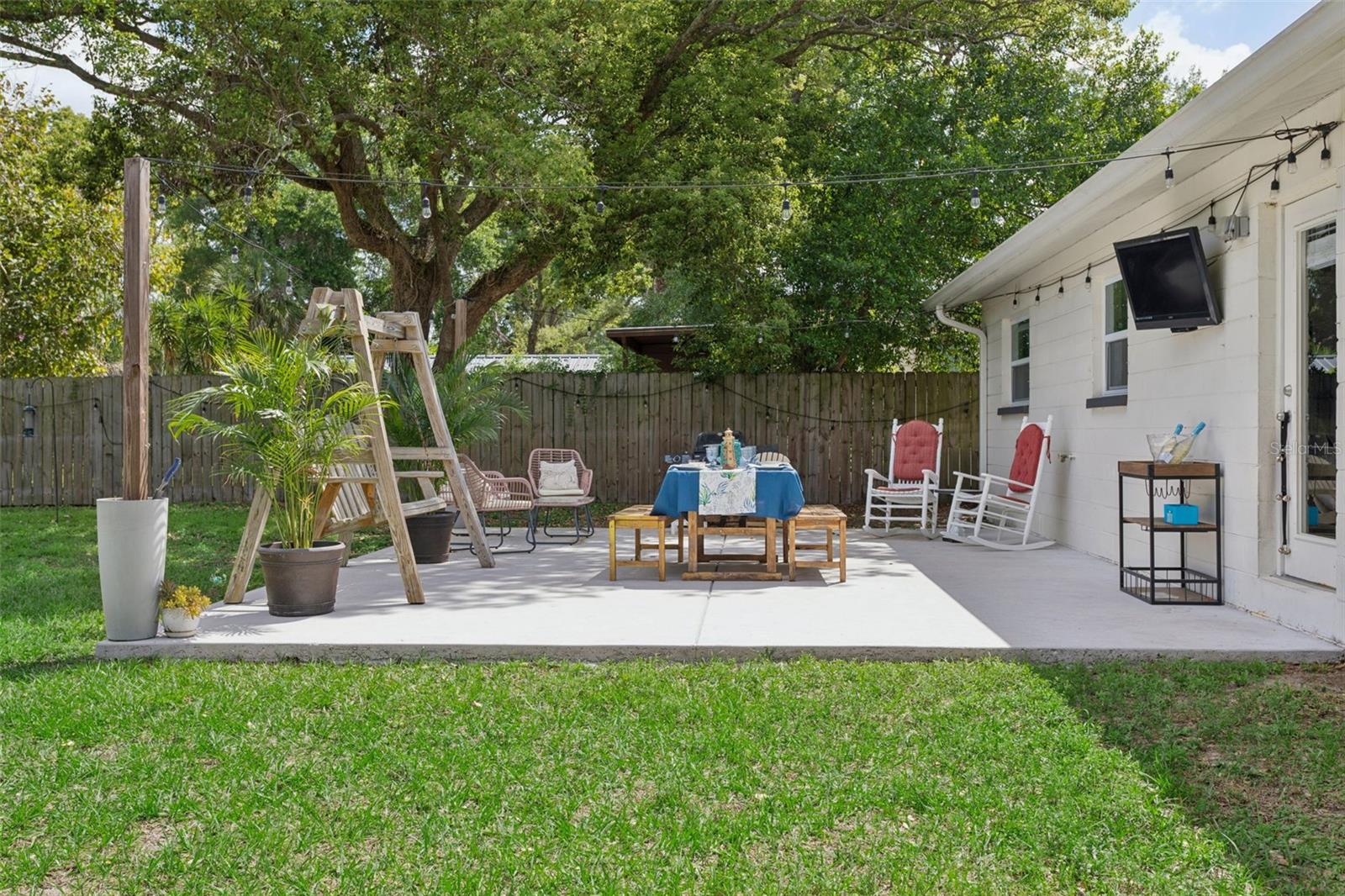 Image 46 of 50 For 1006 Norfolk Street