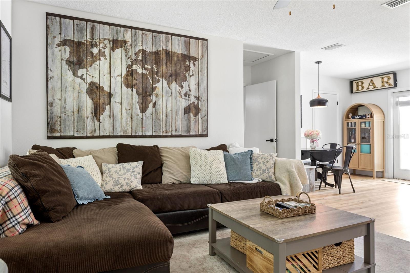 Image 6 of 50 For 1006 Norfolk Street