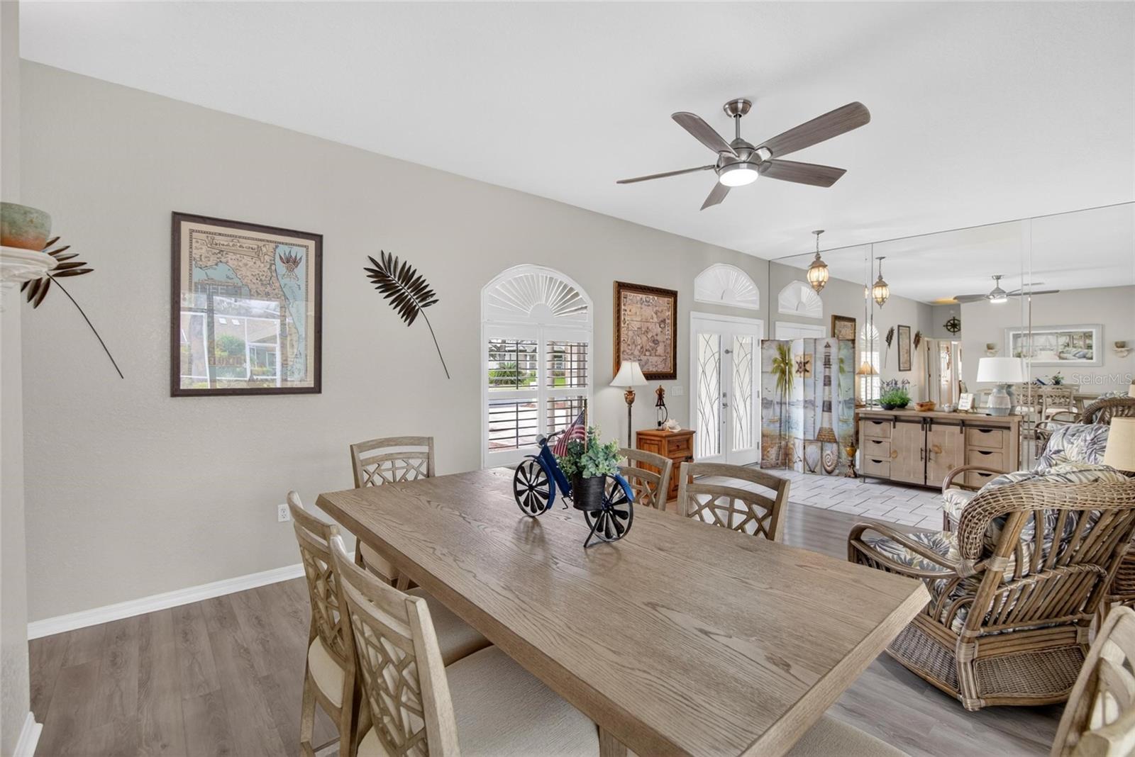 Image 16 of 81 For 2804 Clubhouse Drive