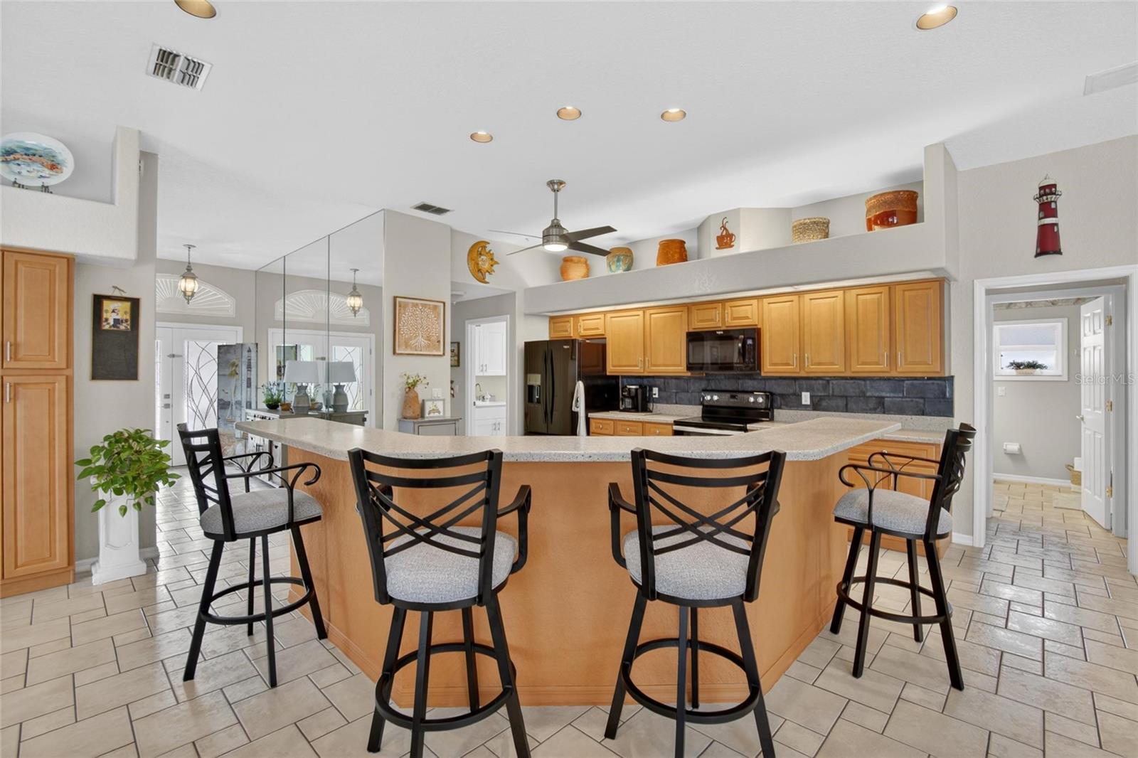 Image 26 of 81 For 2804 Clubhouse Drive