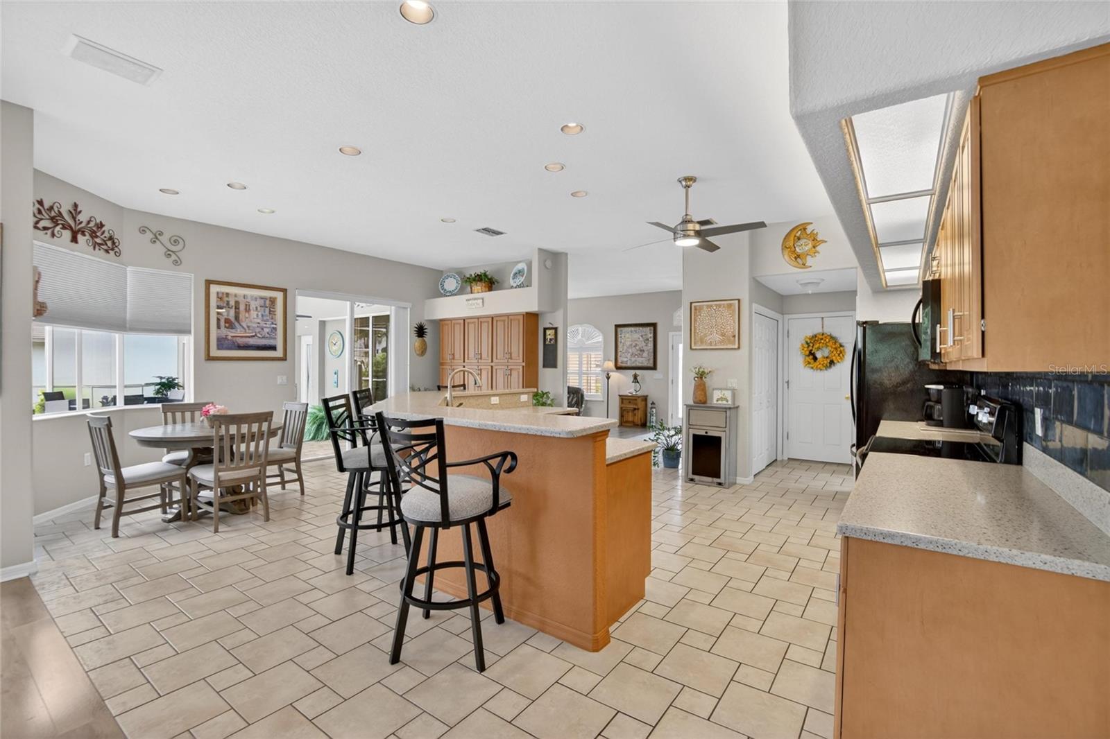 Image 29 of 81 For 2804 Clubhouse Drive