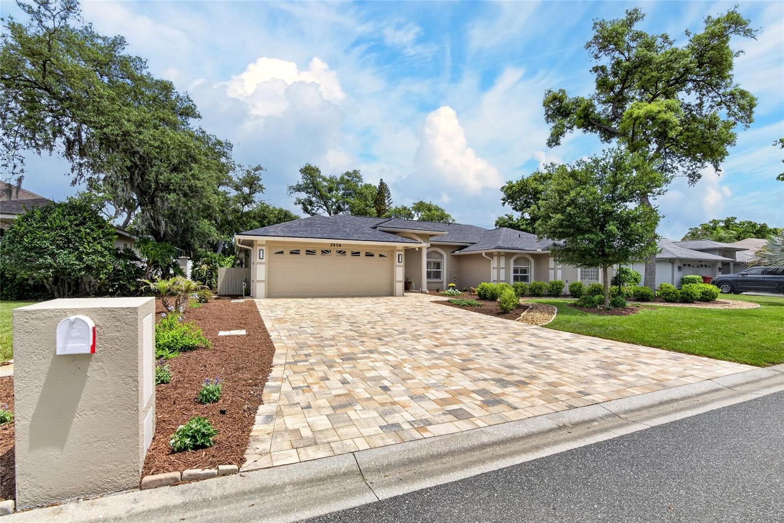 Image 5 of 81 For 2804 Clubhouse Drive