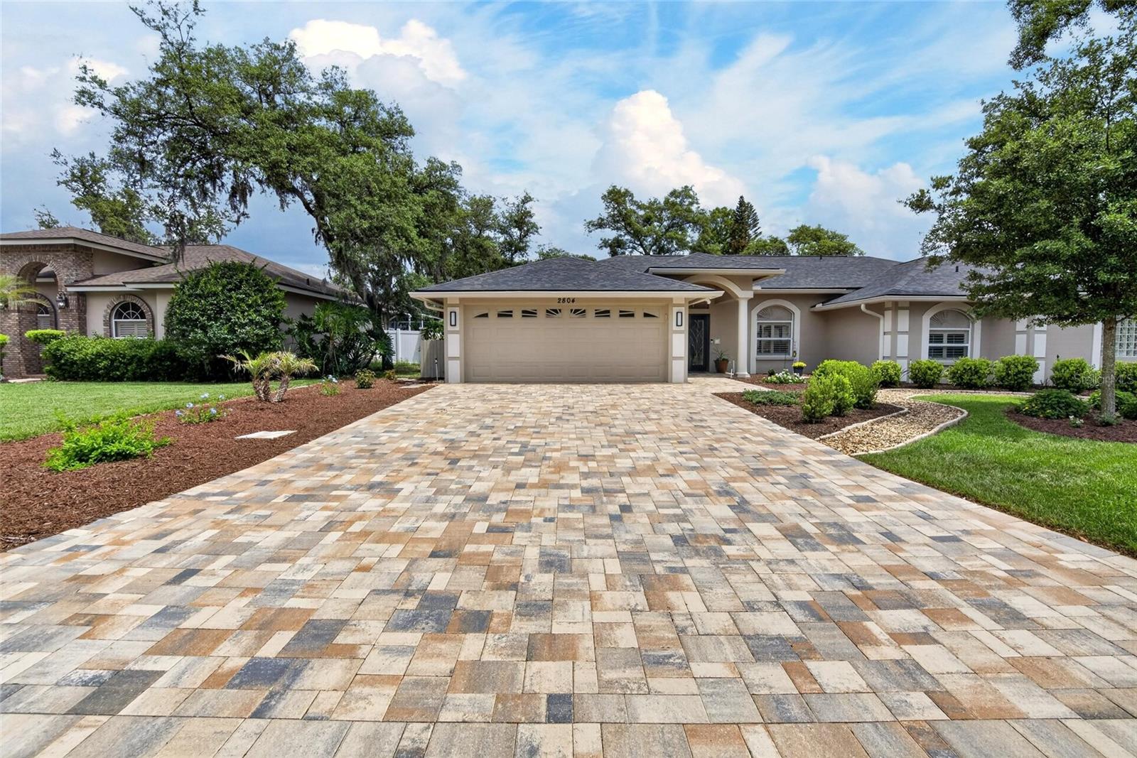 Image 6 of 81 For 2804 Clubhouse Drive