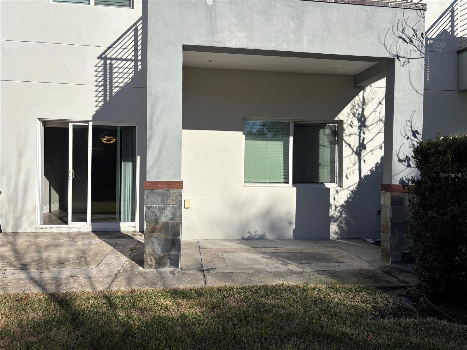 Image 7 of 25 For 1976 Greenbriar Terrace