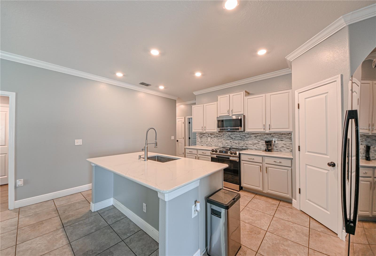 Image 6 of 22 For 4424 Eternal Prince Drive