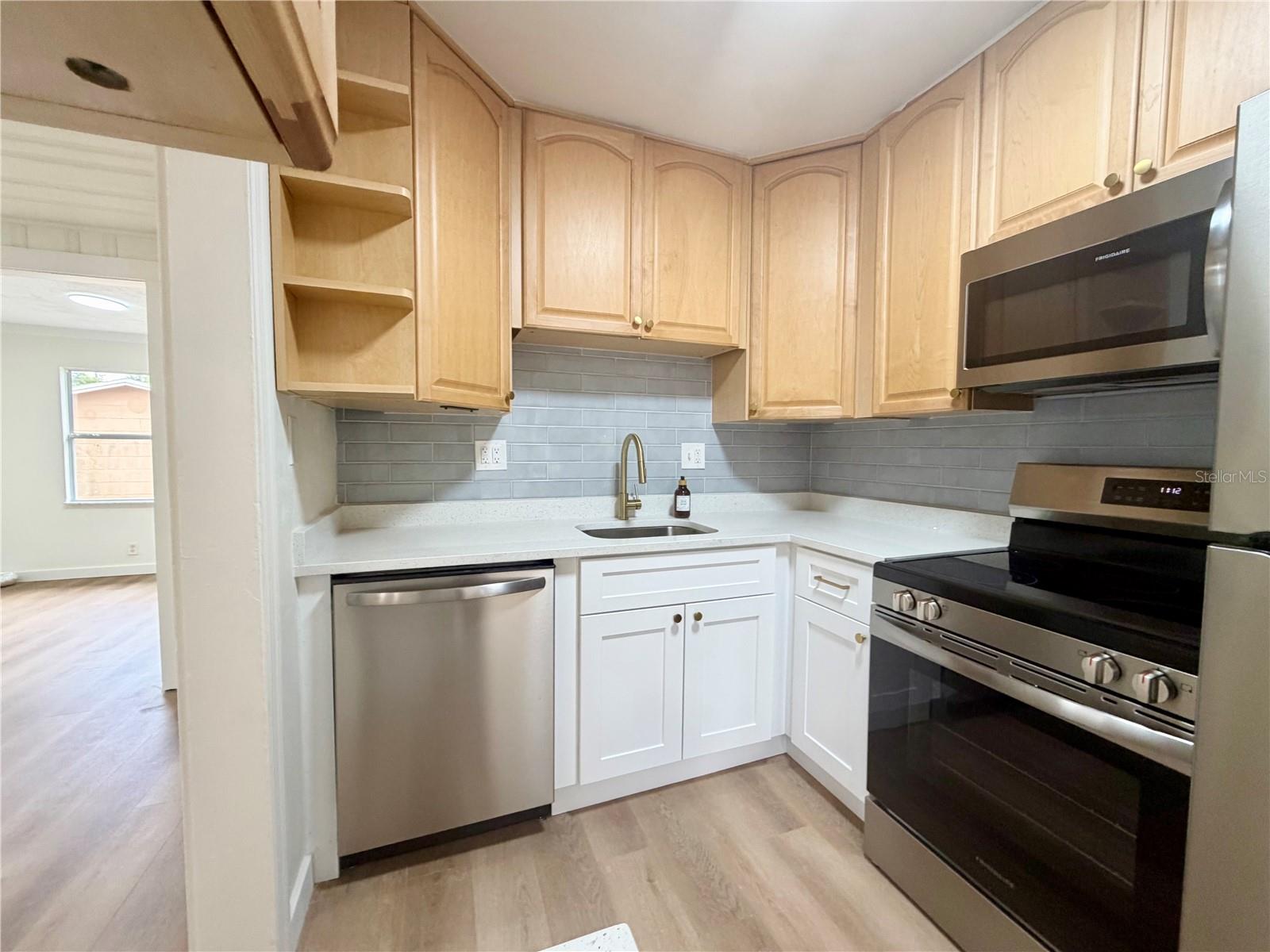 Image 7 of 16 For 3938 2nd Avenue N