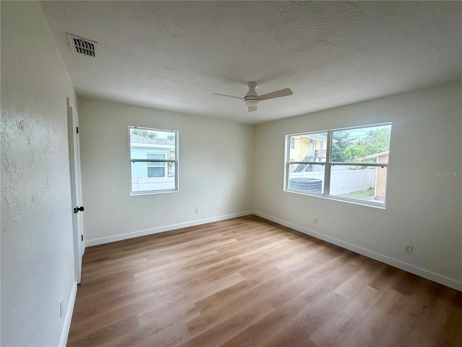 Image 8 of 16 For 3938 2nd Avenue N