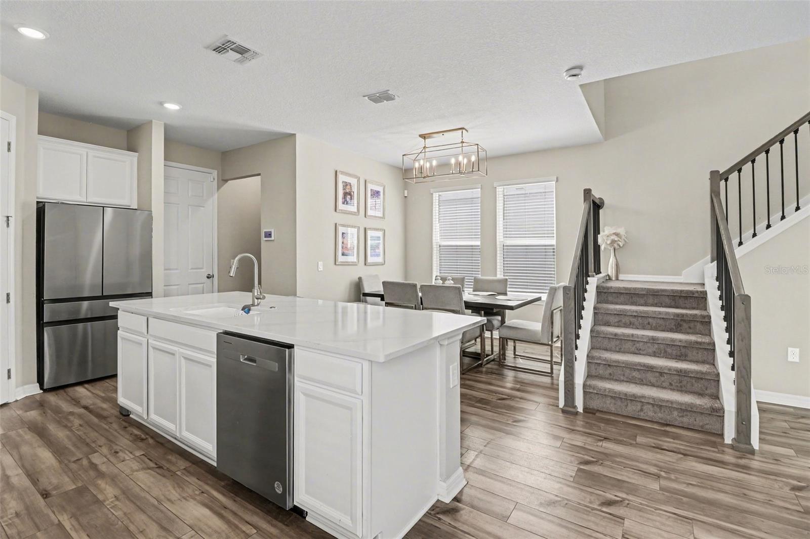 Image 10 of 33 For 14280 Braemar Street