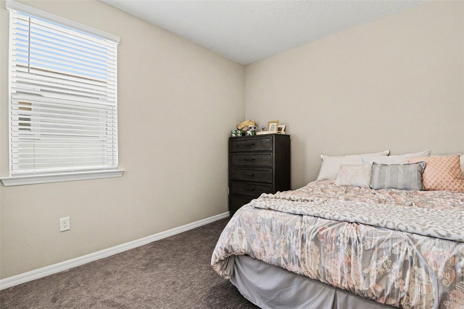 Image 17 of 33 For 14280 Braemar Street