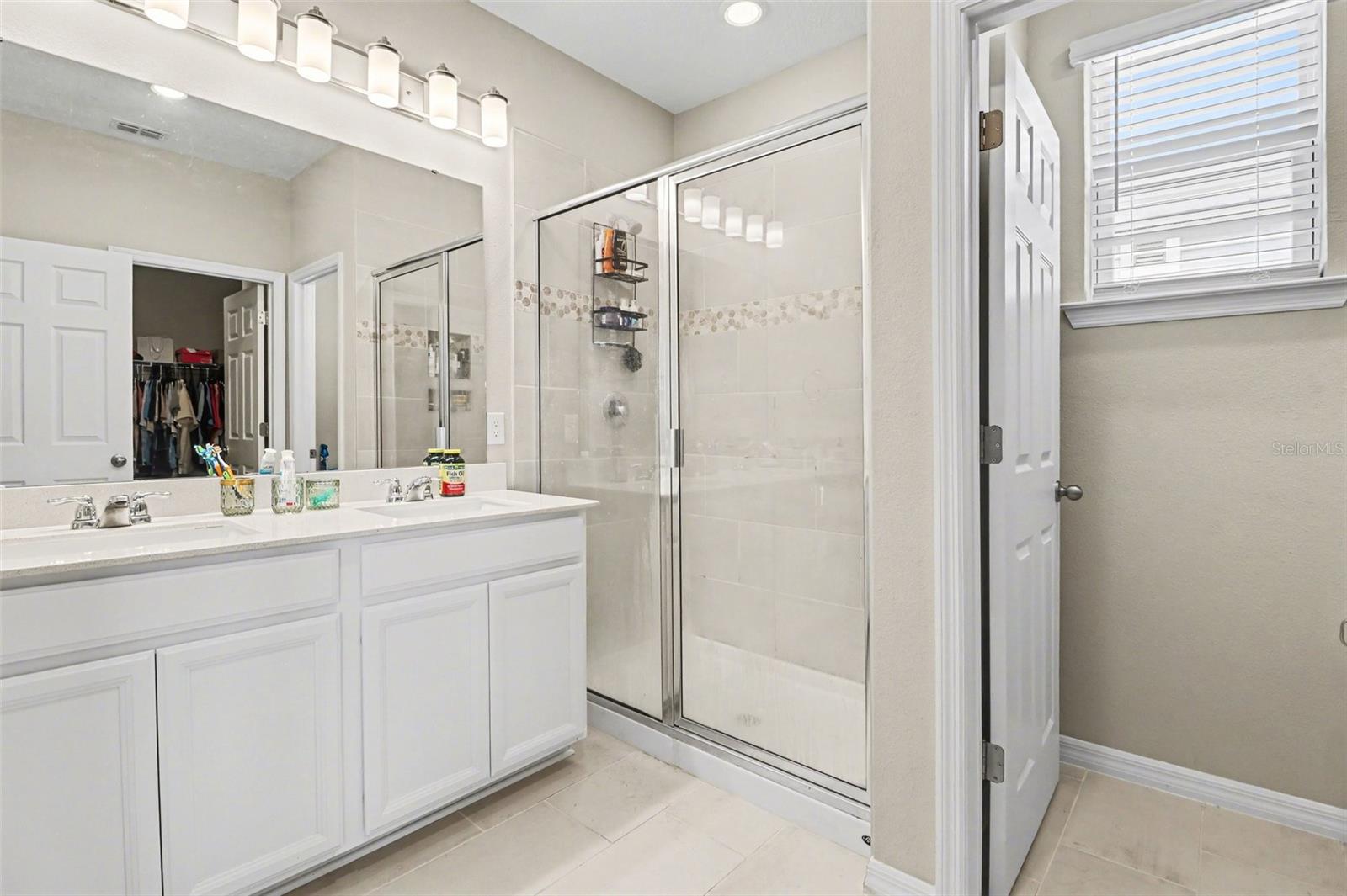 Image 18 of 33 For 14280 Braemar Street