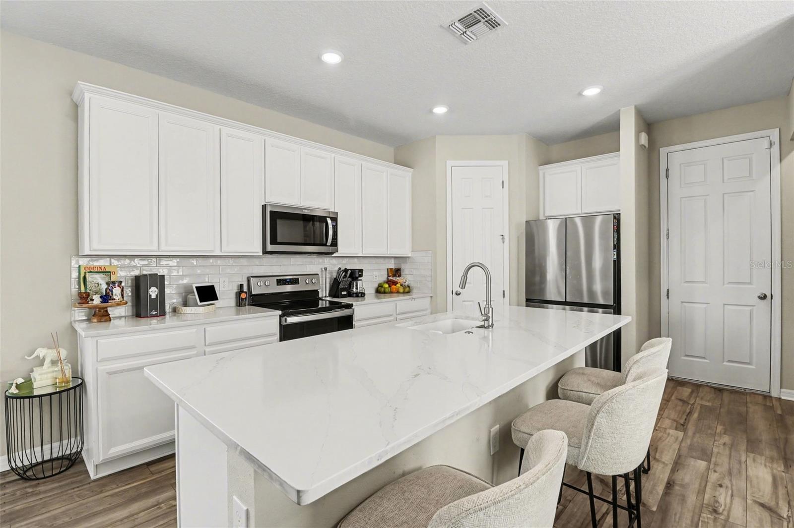 Image 8 of 33 For 14280 Braemar Street