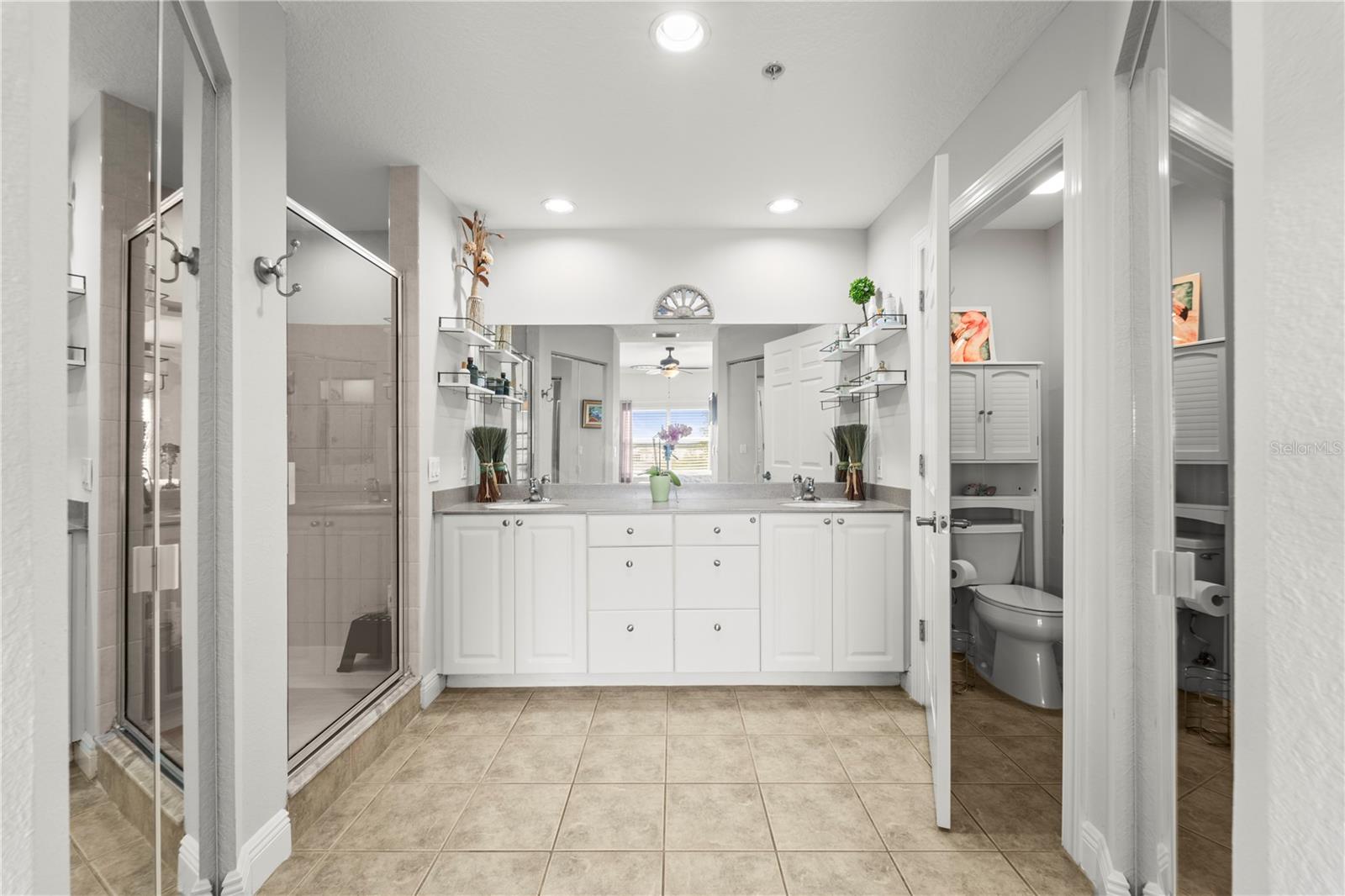 Image 34 of 69 For 425 150th Avenue 2303