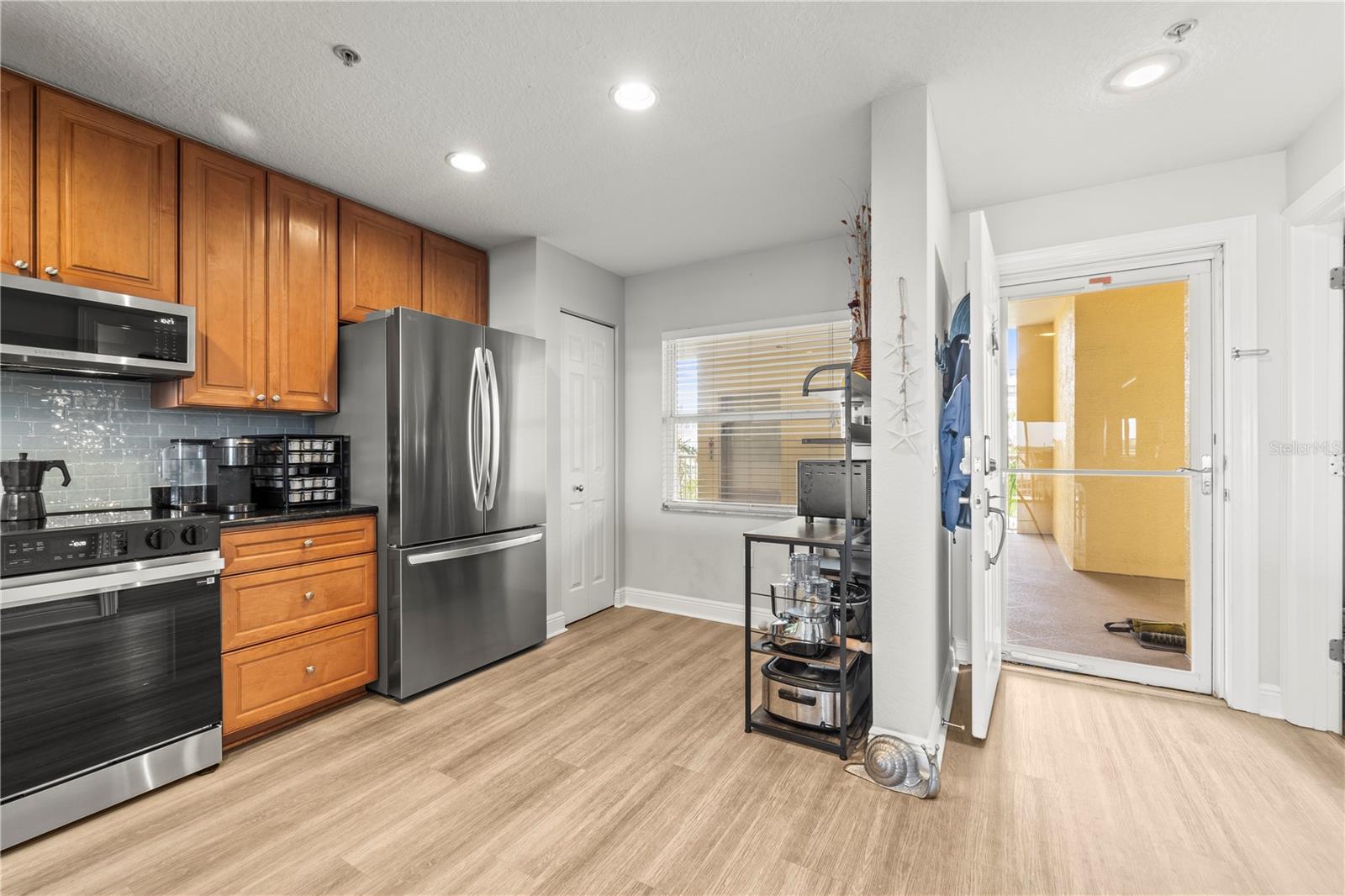 Image 6 of 69 For 425 150th Avenue 2303