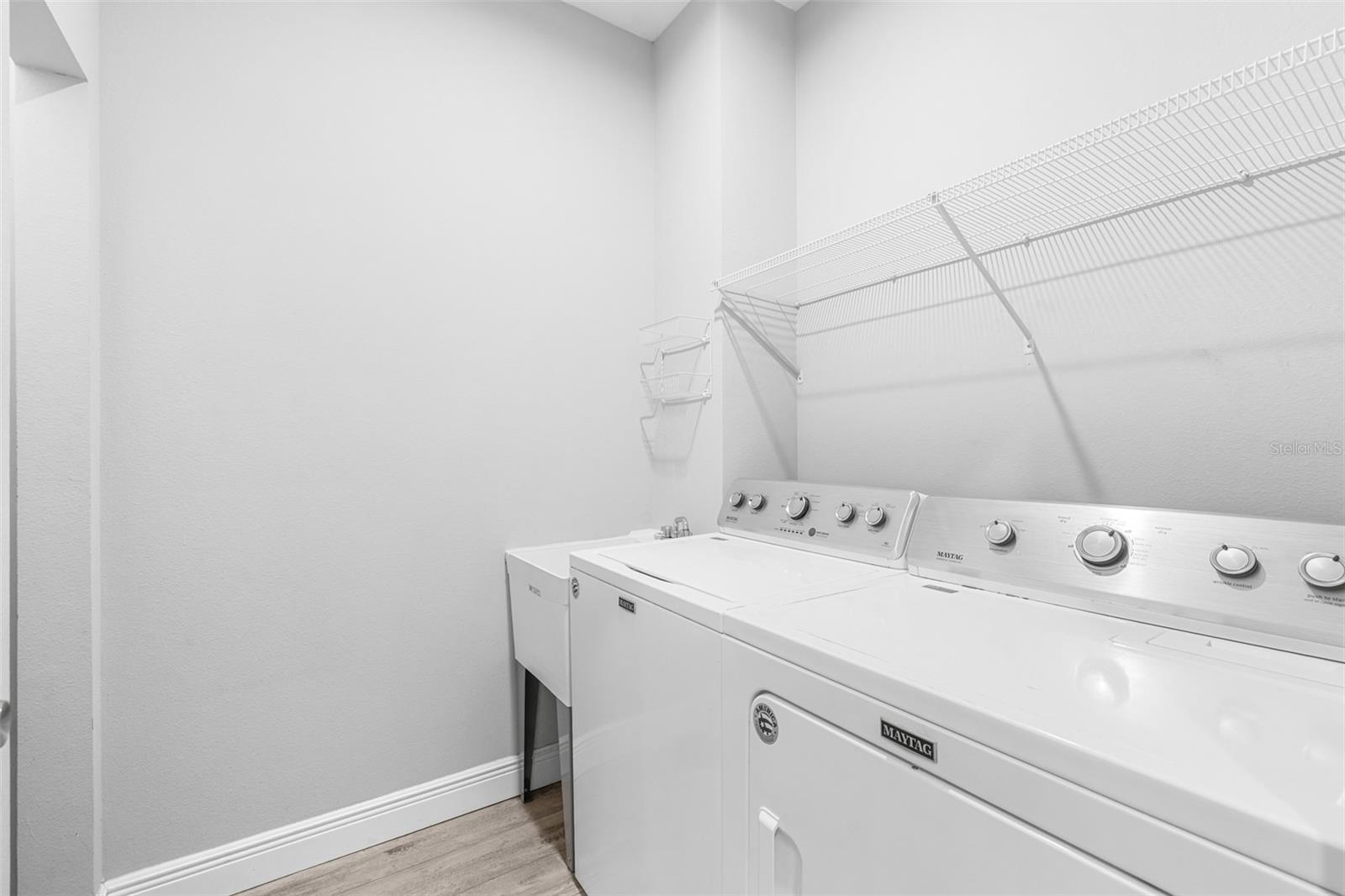 Image 39 of 57 For 1505 North Bay Street