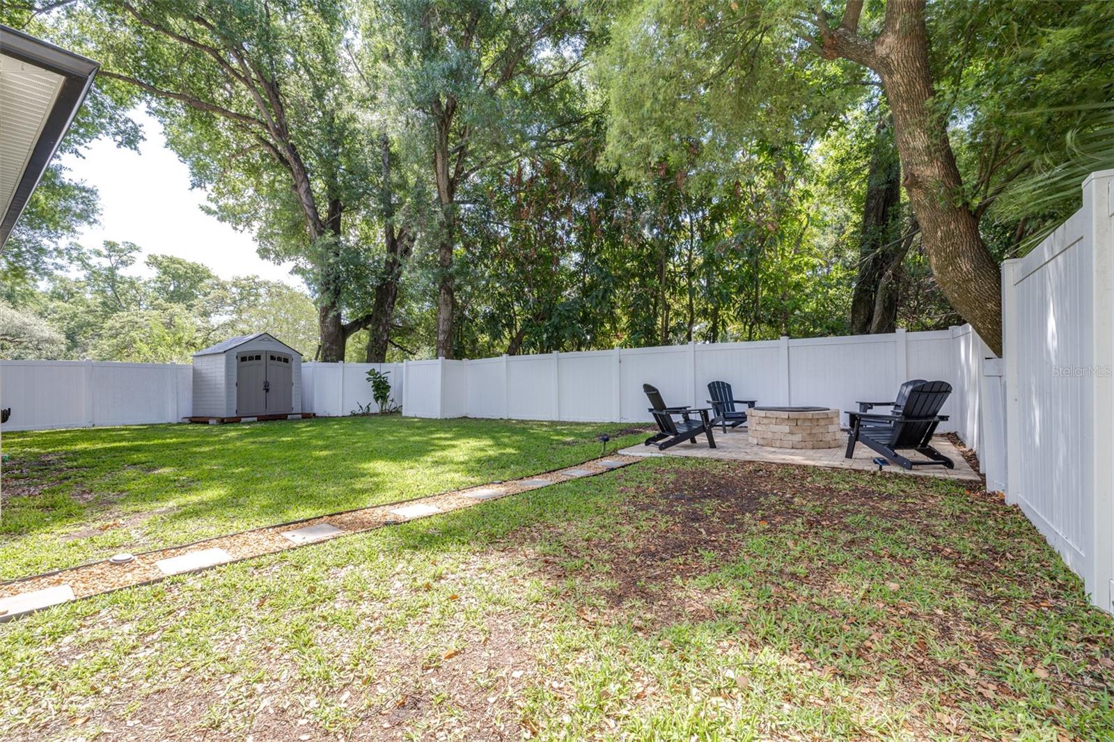 Image 46 of 57 For 1505 North Bay Street