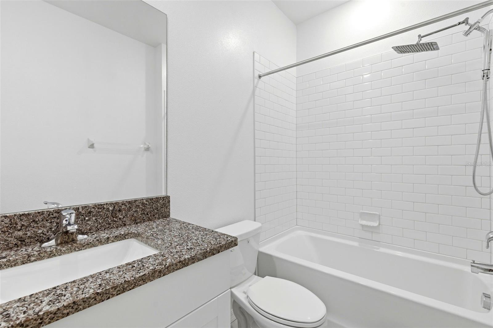 Image 20 of 59 For 873 Tennyson Mill Circle