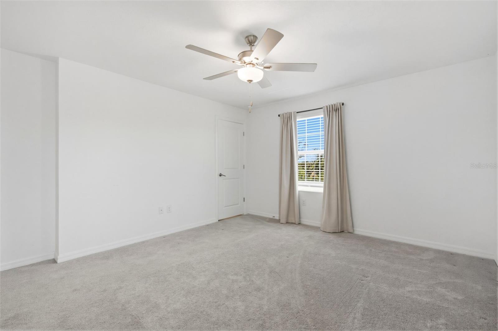 Image 35 of 59 For 873 Tennyson Mill Circle