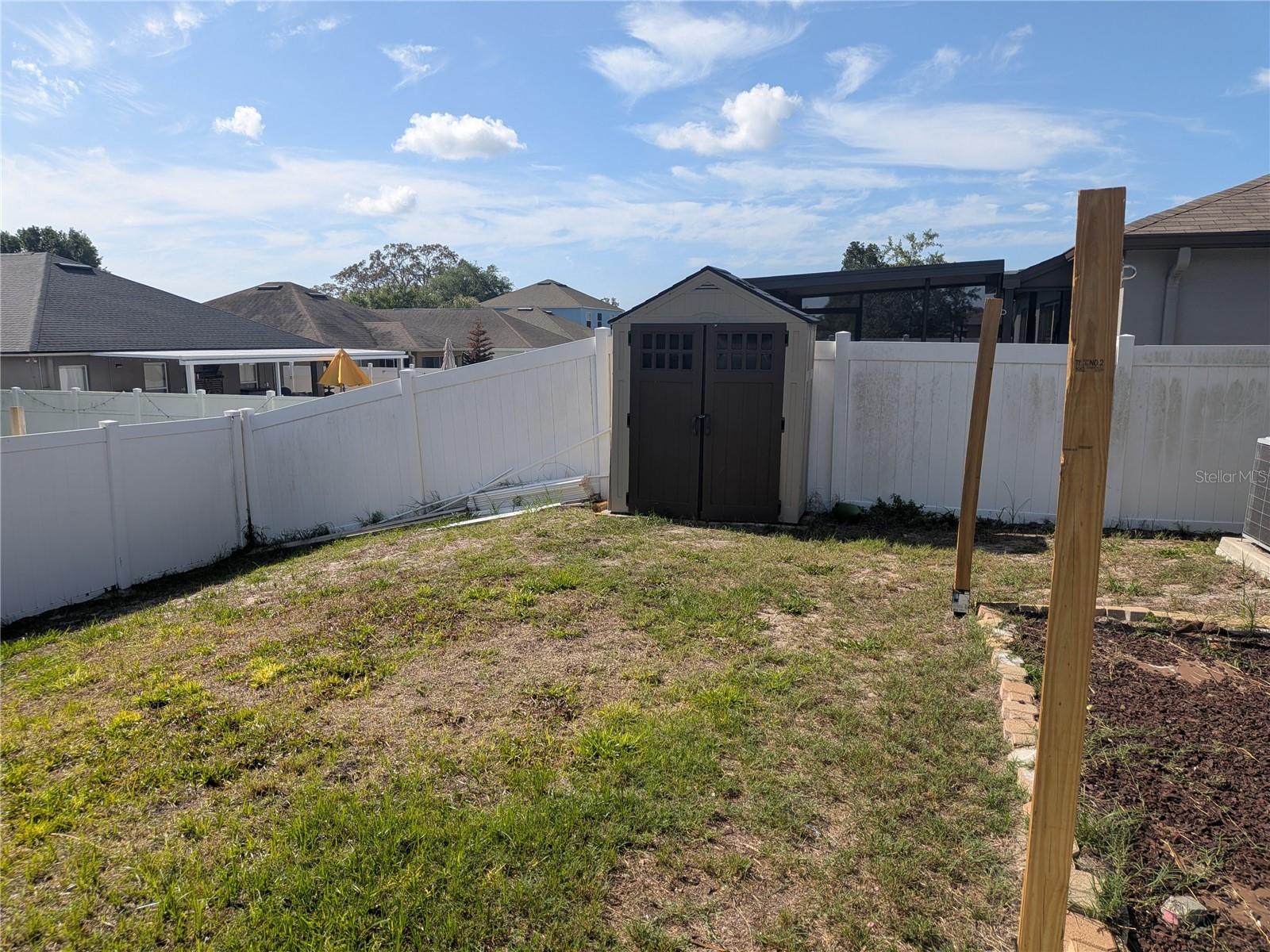 Image 24 of 25 For 446 Argyll Drive