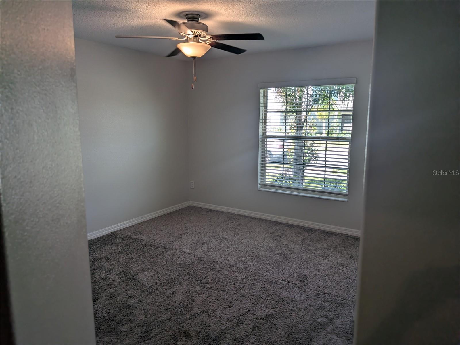 Image 8 of 25 For 446 Argyll Drive