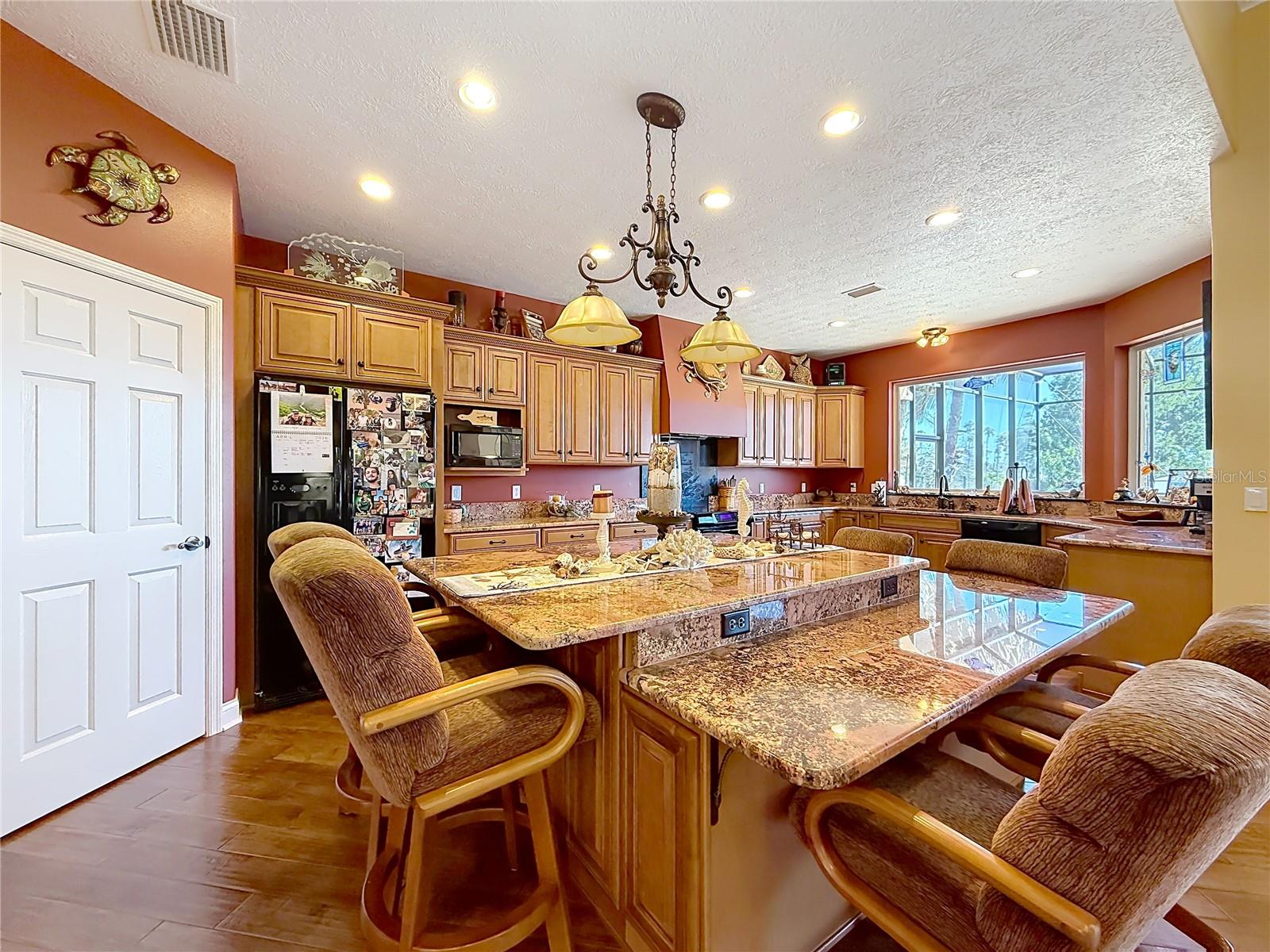 Image 15 of 92 For 1920 16th Street