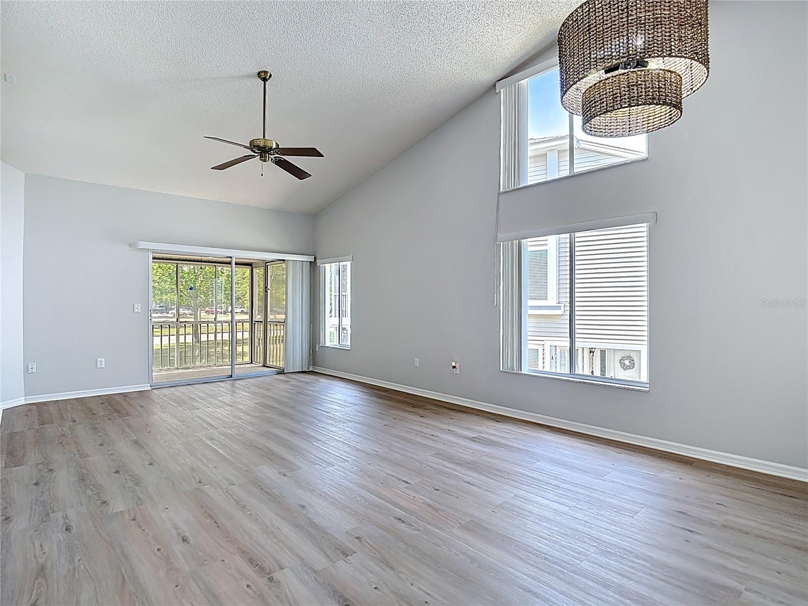 Image 16 of 86 For 12405 Eagleswood Drive D