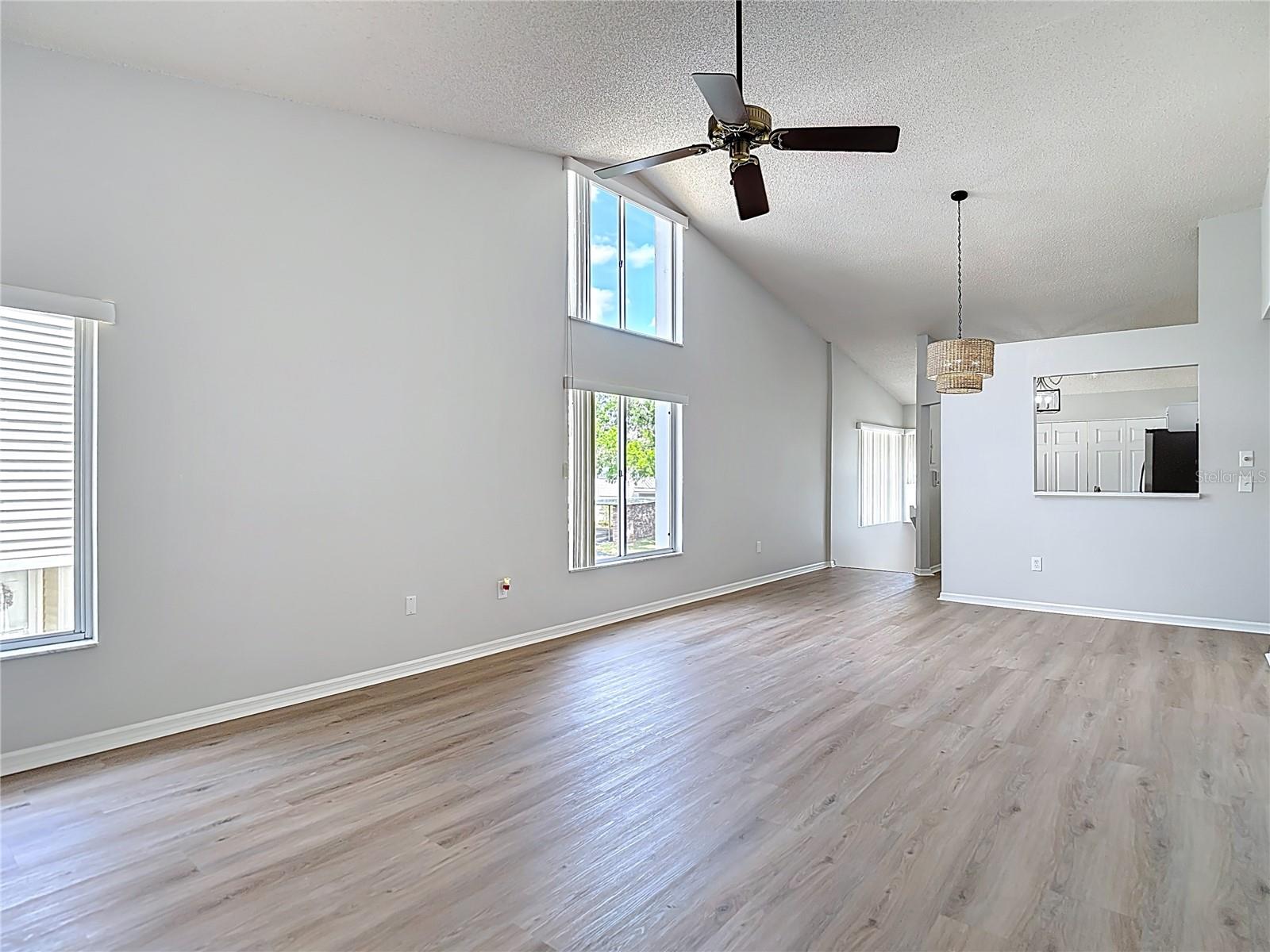 Image 20 of 86 For 12405 Eagleswood Drive D