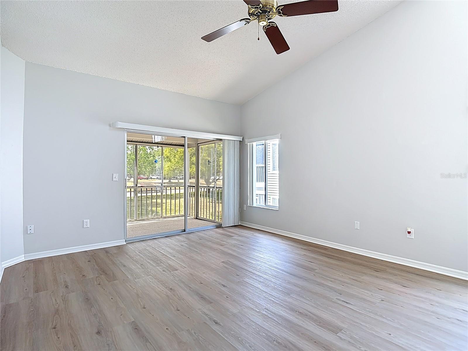 Image 21 of 86 For 12405 Eagleswood Drive D