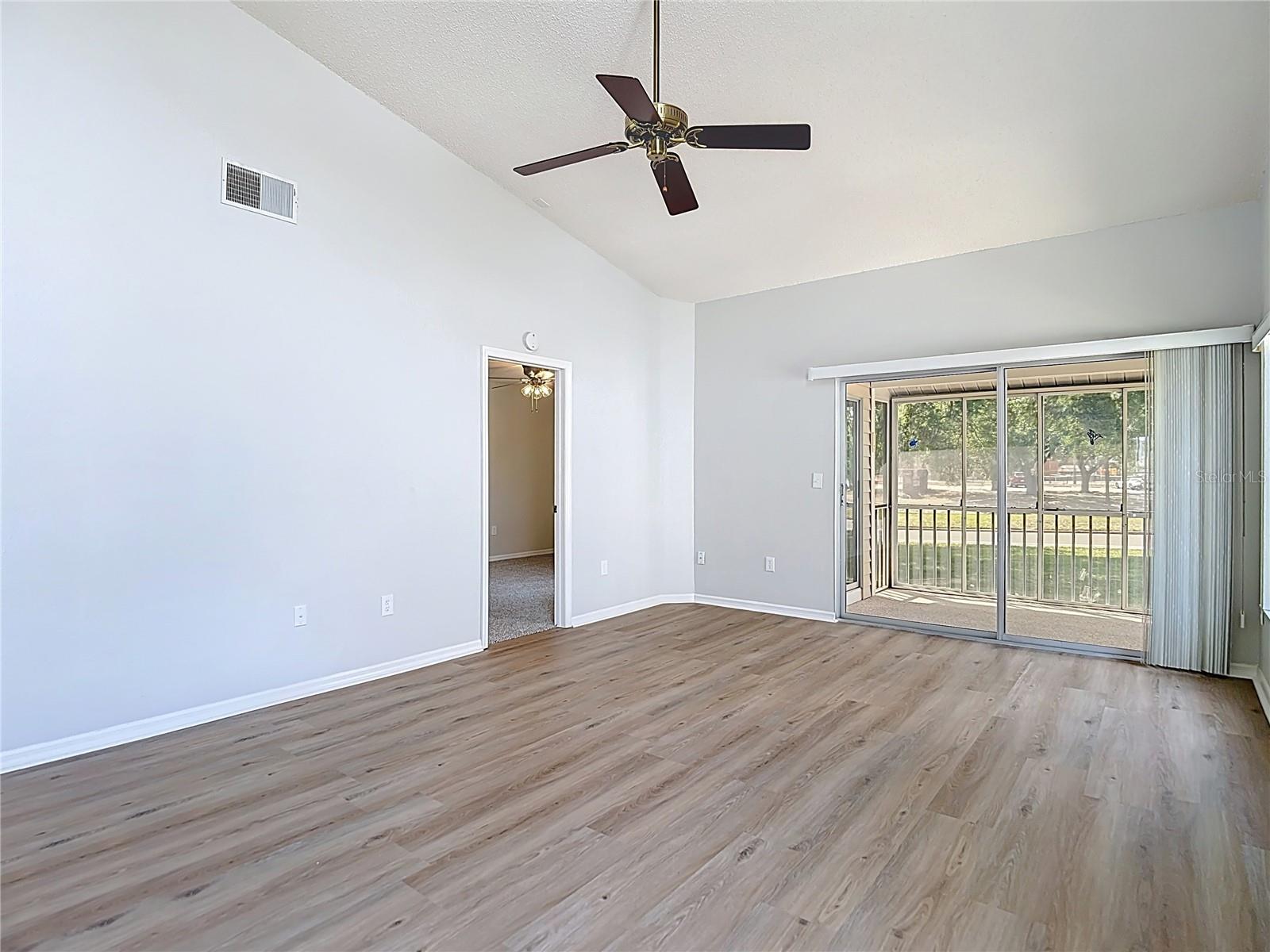 Image 22 of 86 For 12405 Eagleswood Drive D