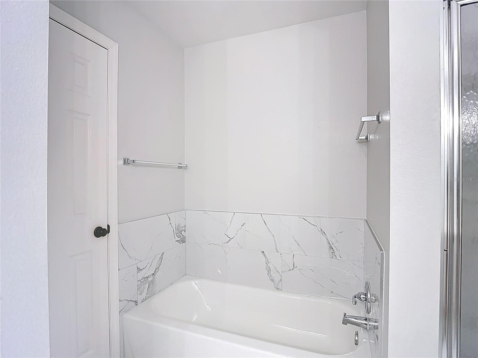 Image 30 of 86 For 12405 Eagleswood Drive D