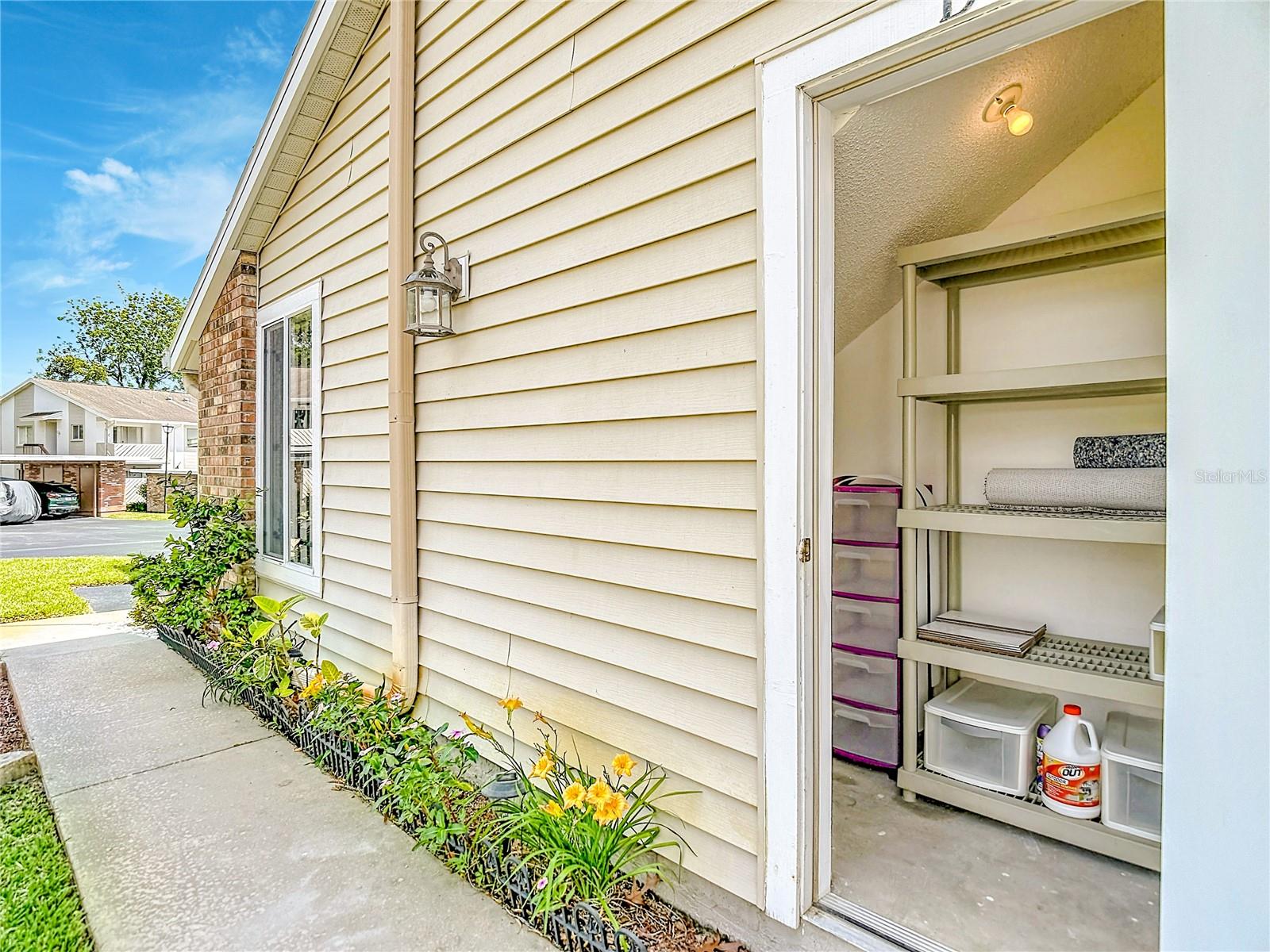 Image 44 of 86 For 12405 Eagleswood Drive D