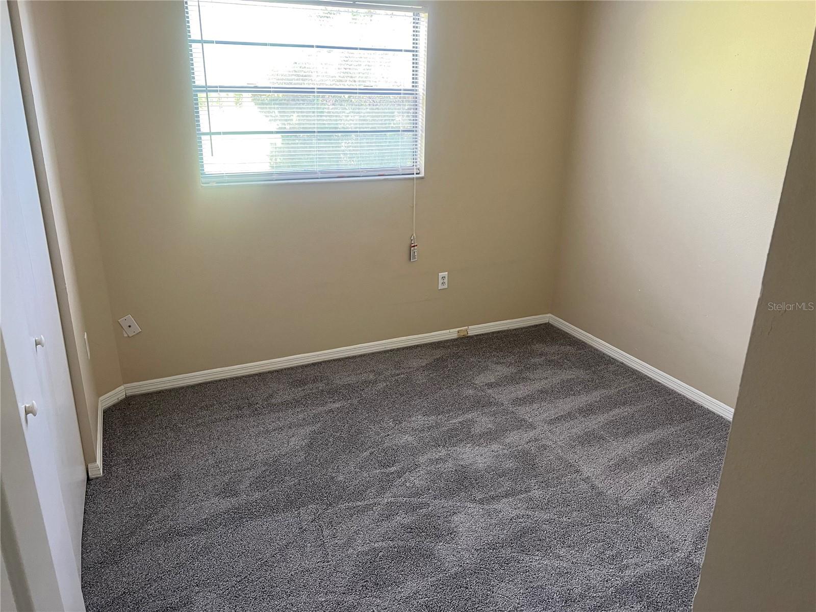 Image 10 of 11 For 7266 Pond Circle