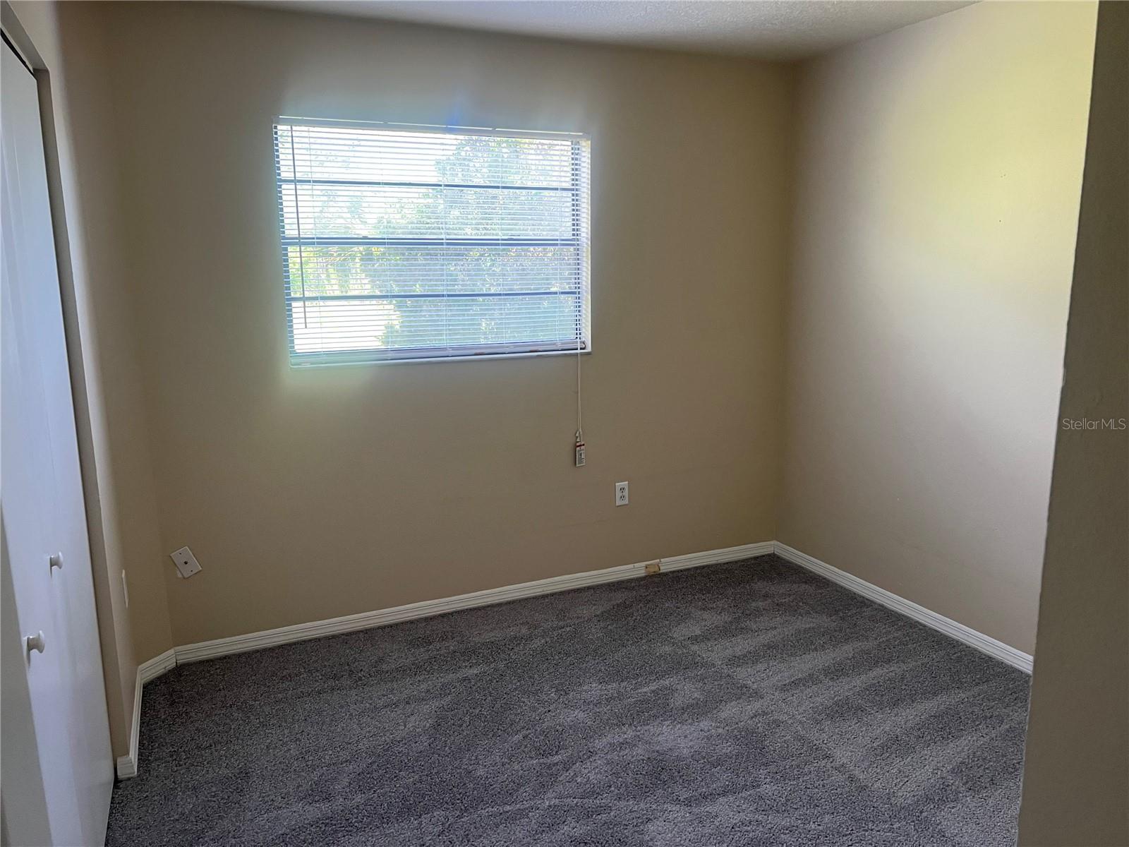 Image 7 of 11 For 7266 Pond Circle