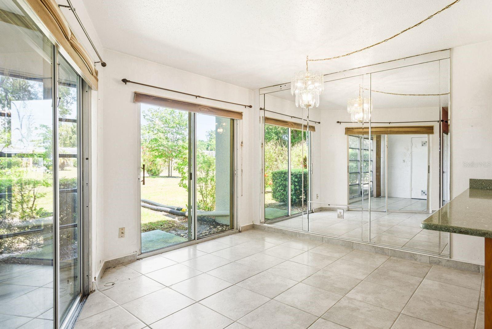 Image 15 of 39 For 1655 Highland Avenue D138