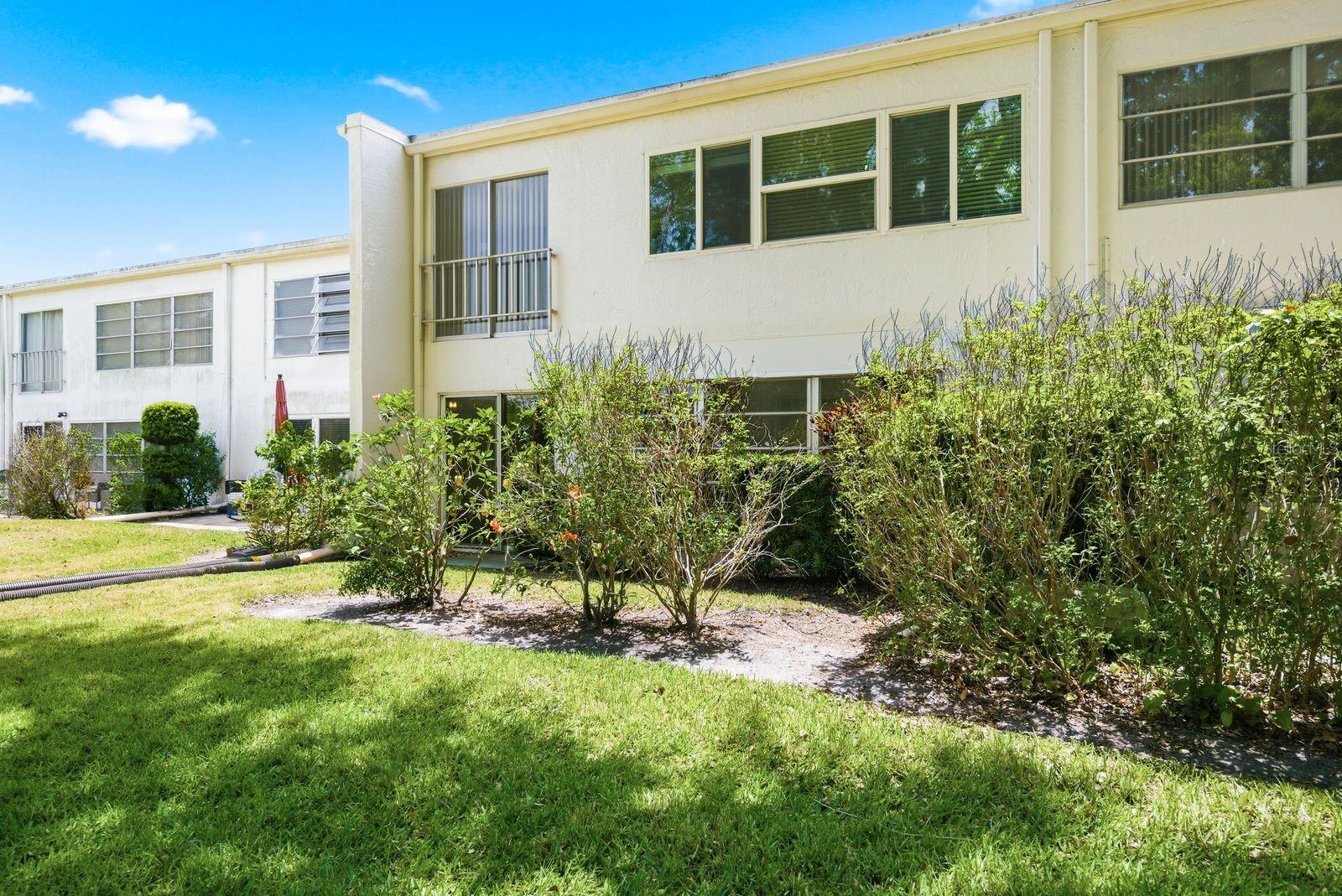 Image 28 of 39 For 1655 Highland Avenue D138