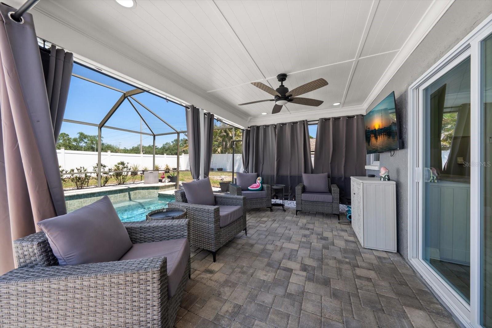 Image 14 of 18 For 1875 Arbor Drive S