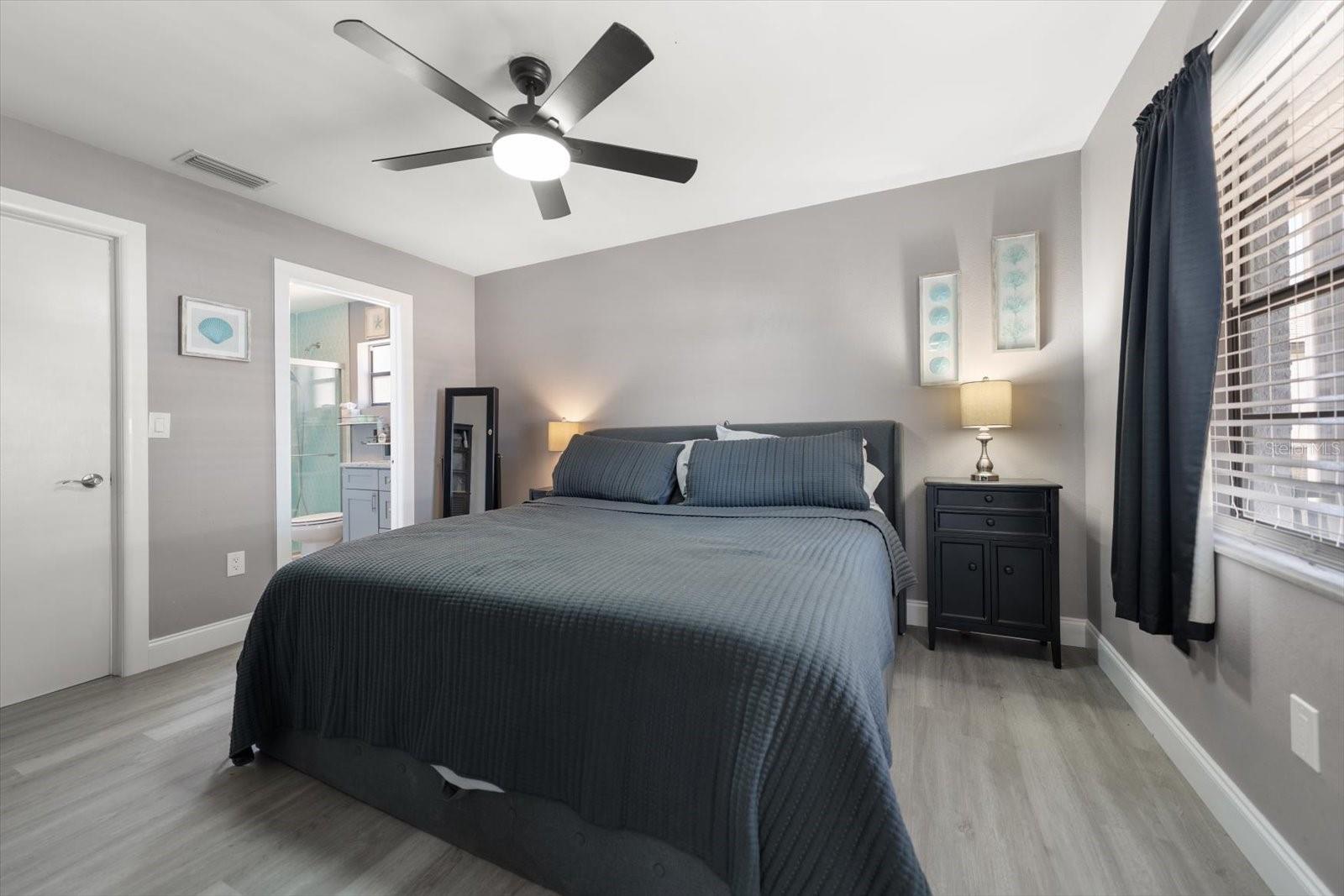 Image 8 of 18 For 1875 Arbor Drive S