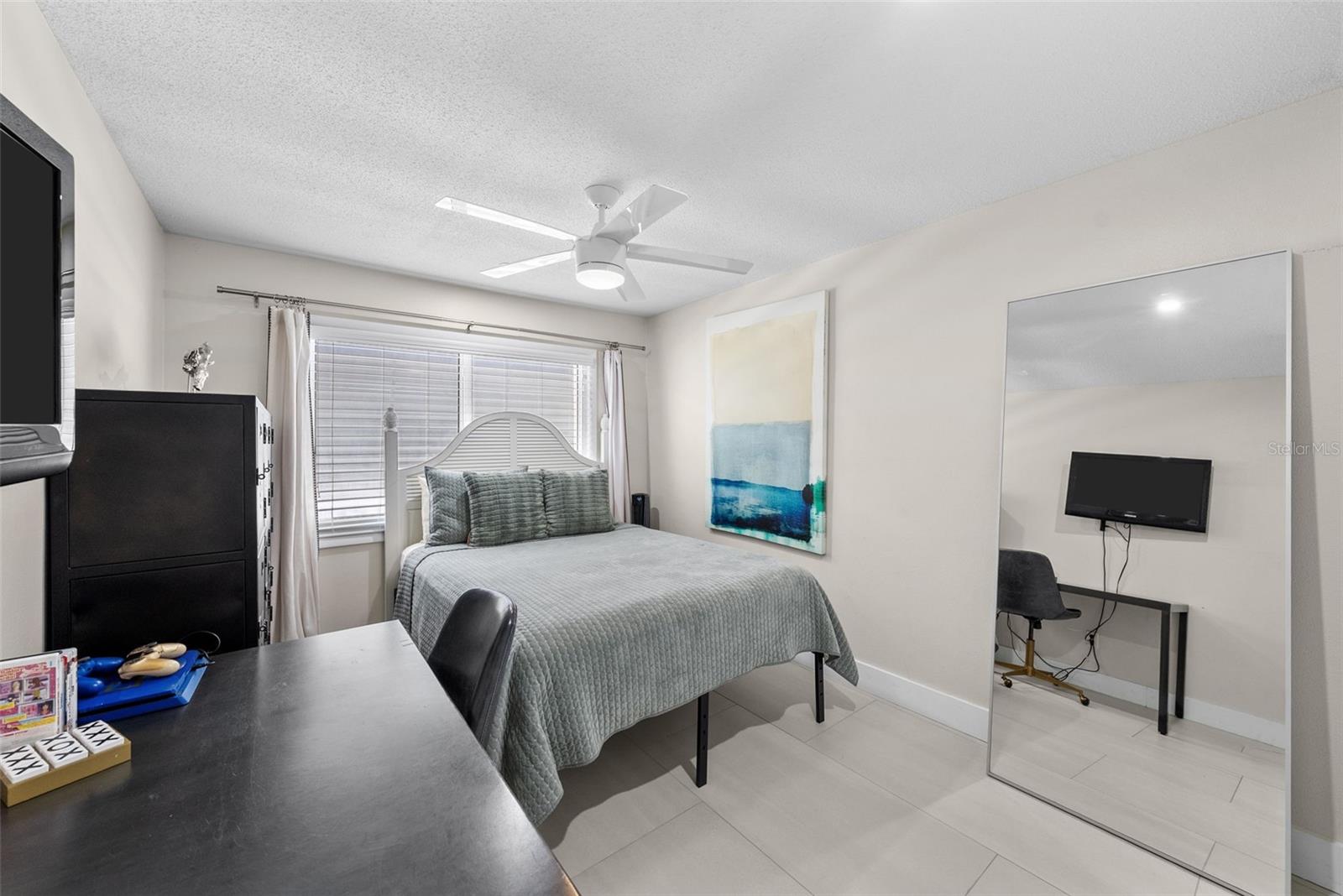 Listing photo id 21 for 439 Causeway Boulevard